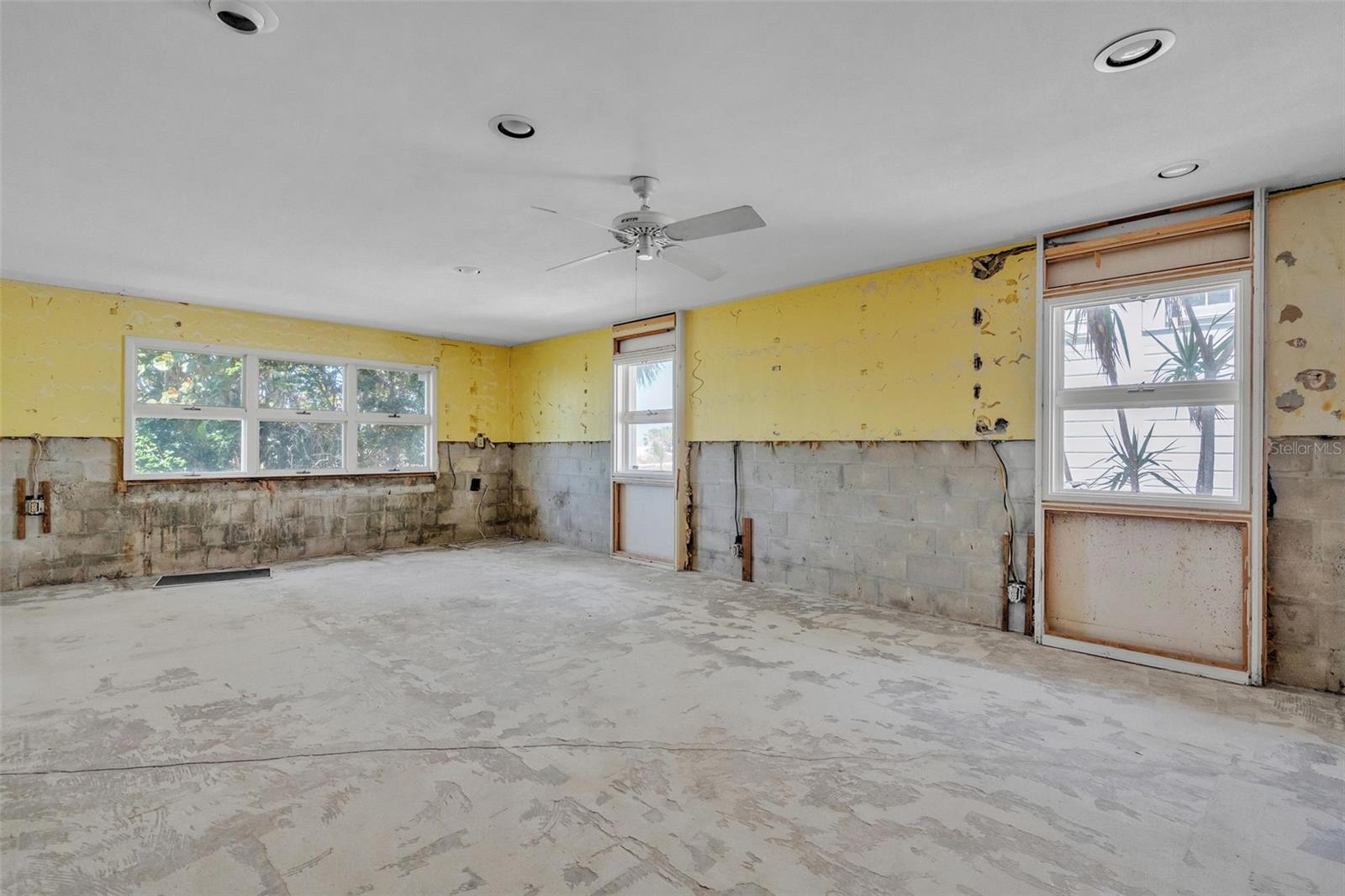 Lower- Bonus Room w/Walkout