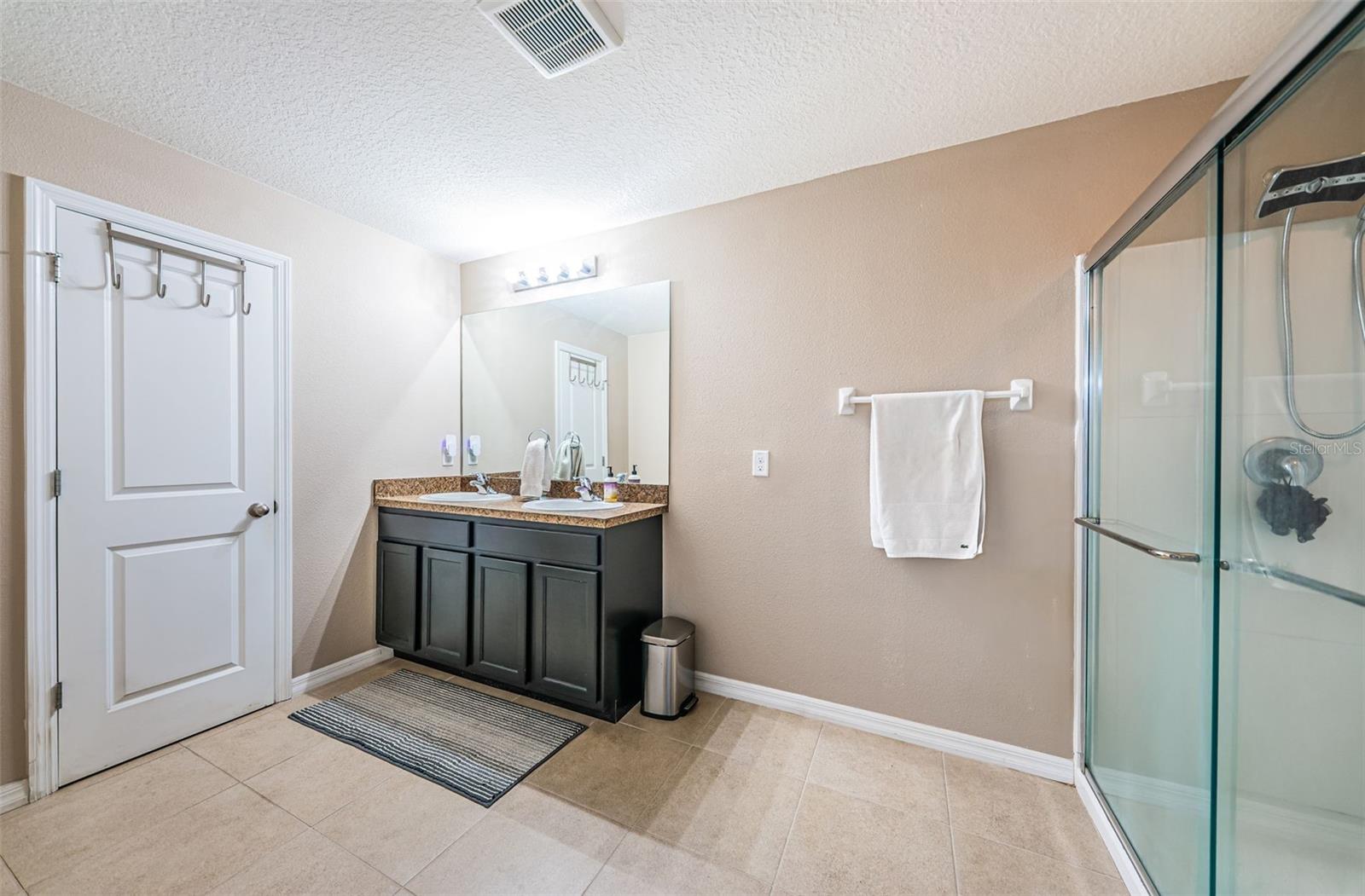 Primary En Suite Bathroom