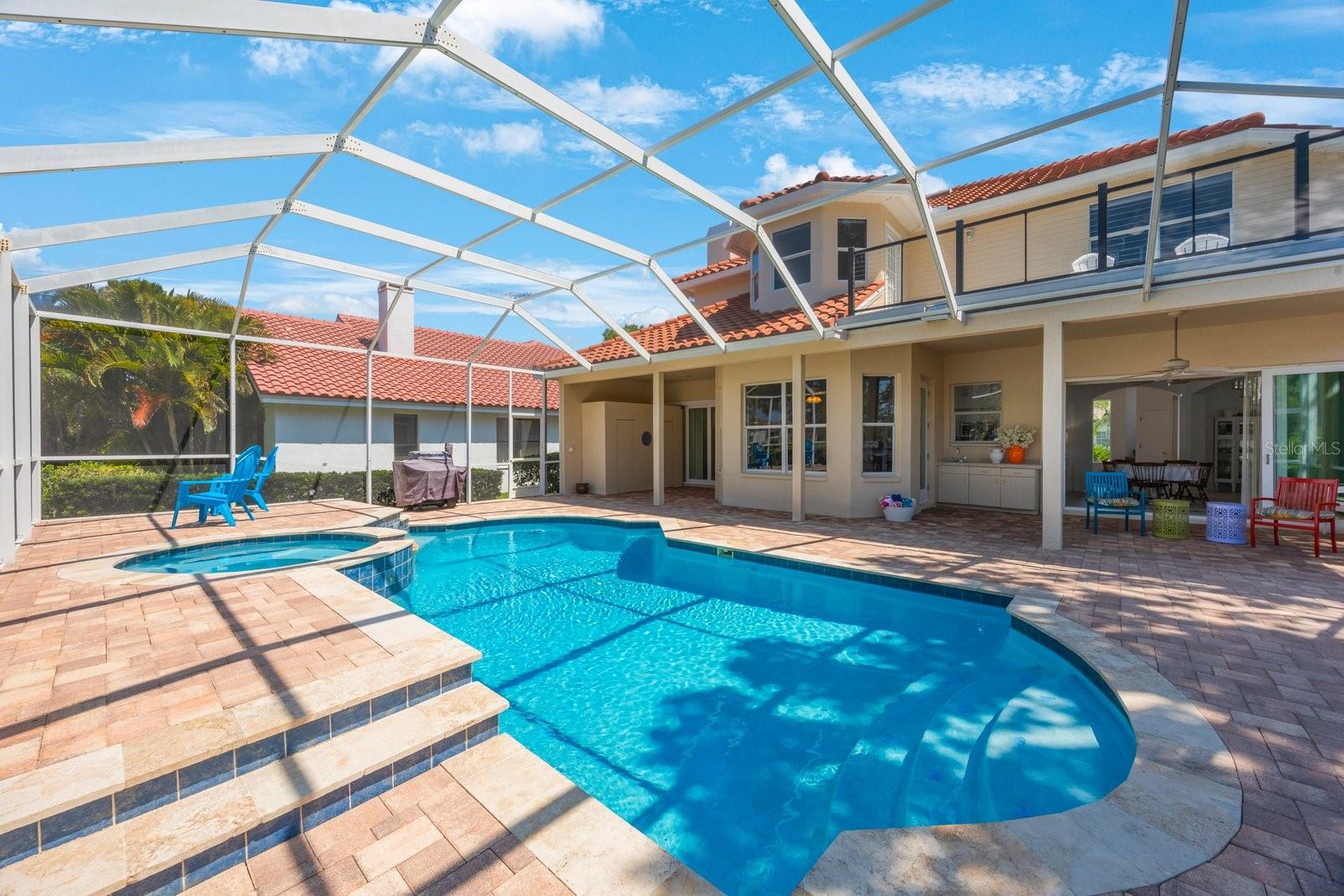 Heated spa and underwater pool lights for evening swims