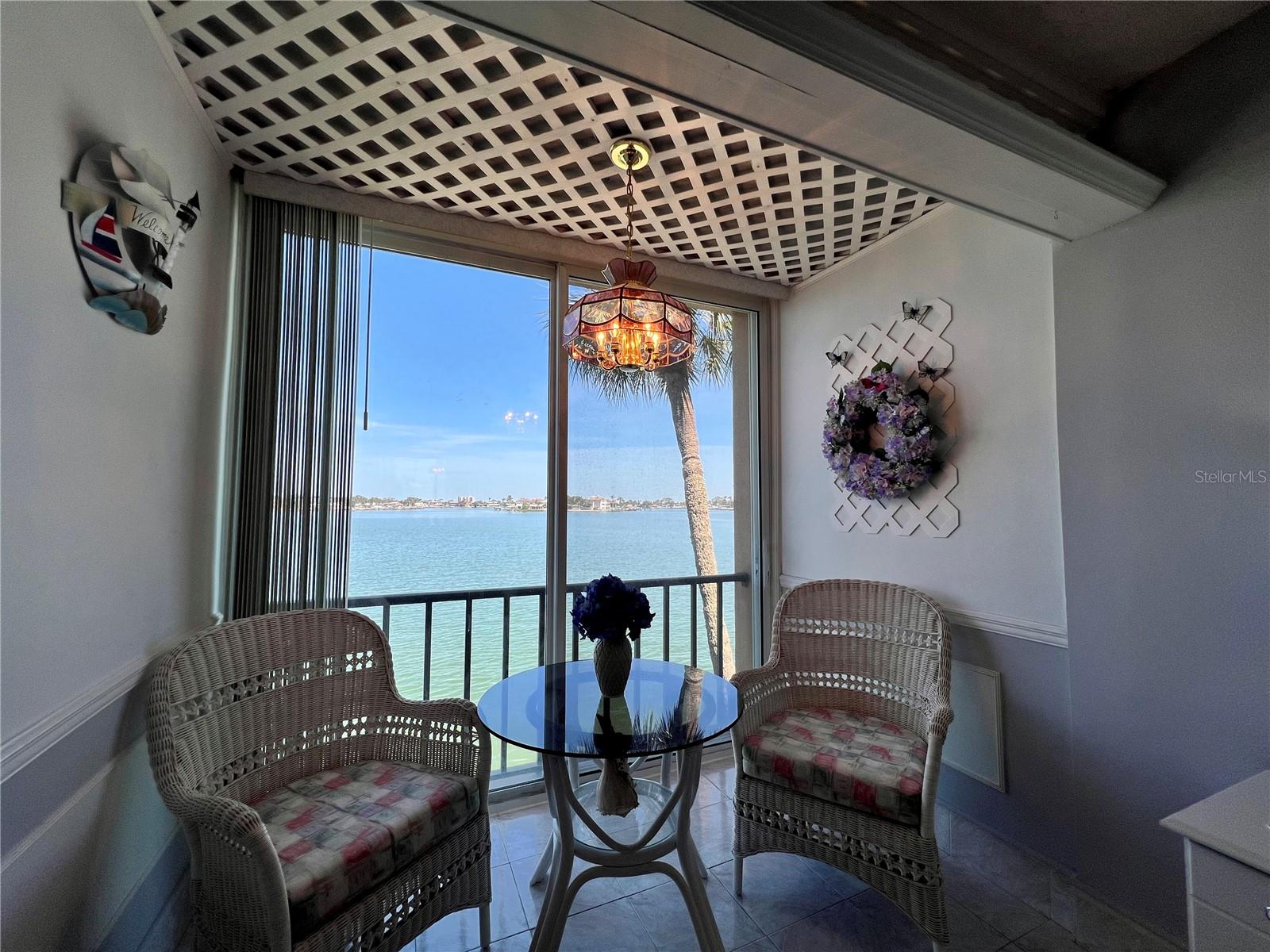 Sweet indoor patio area for dolphin-watching!