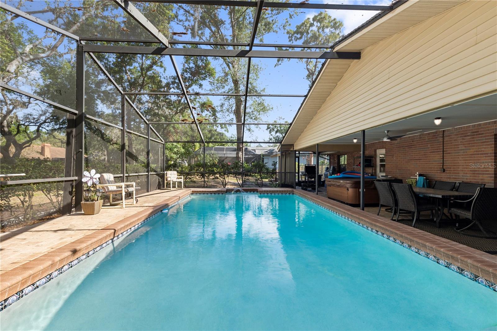 HUGE POOL