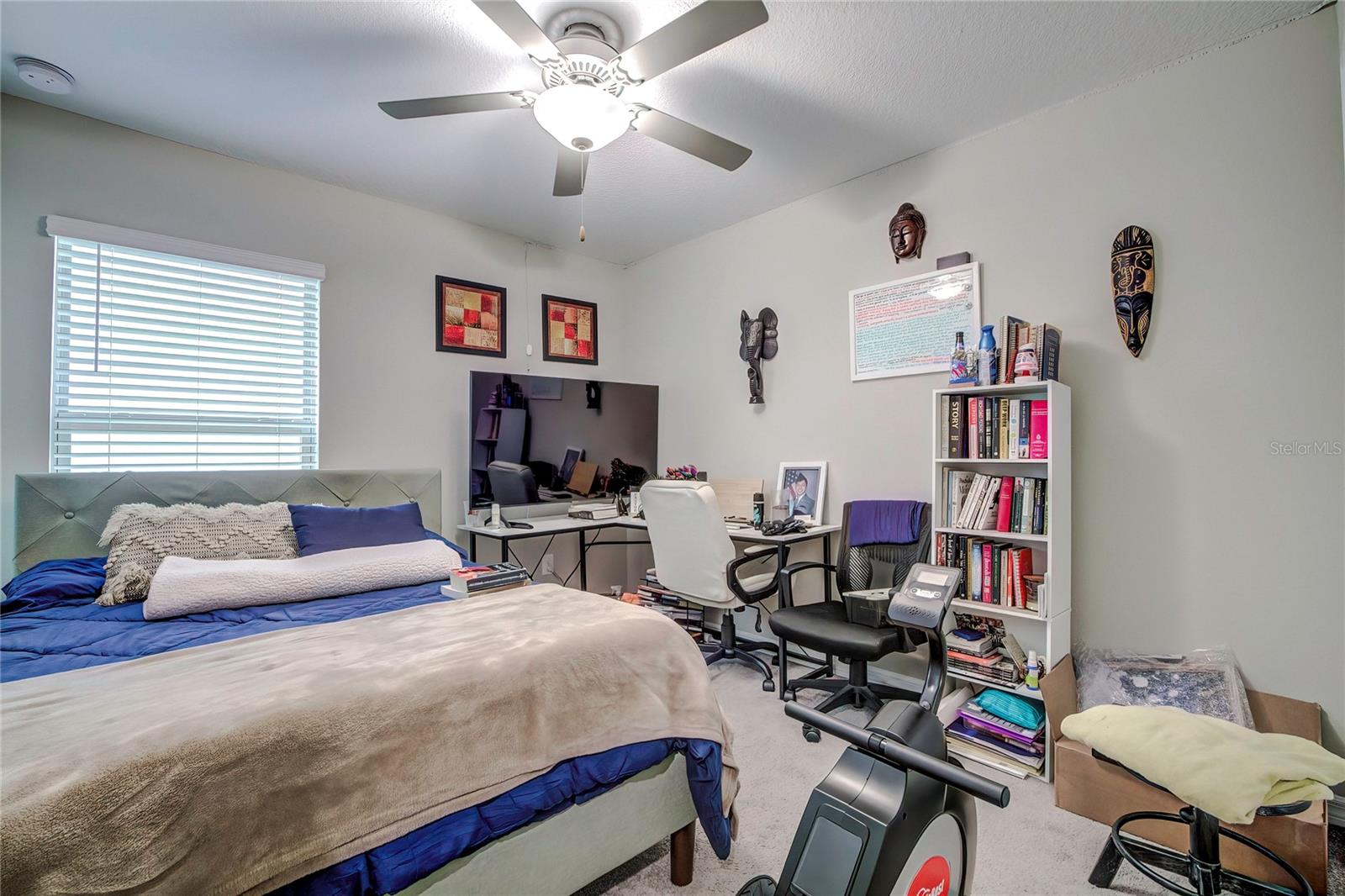 2nd bedroom