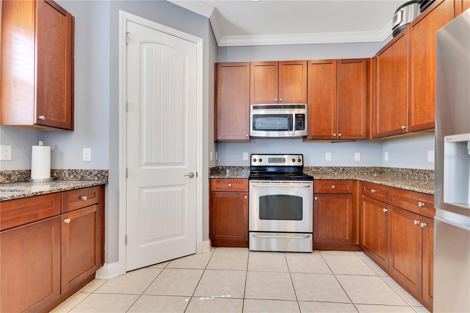 Kitchen/Pantry