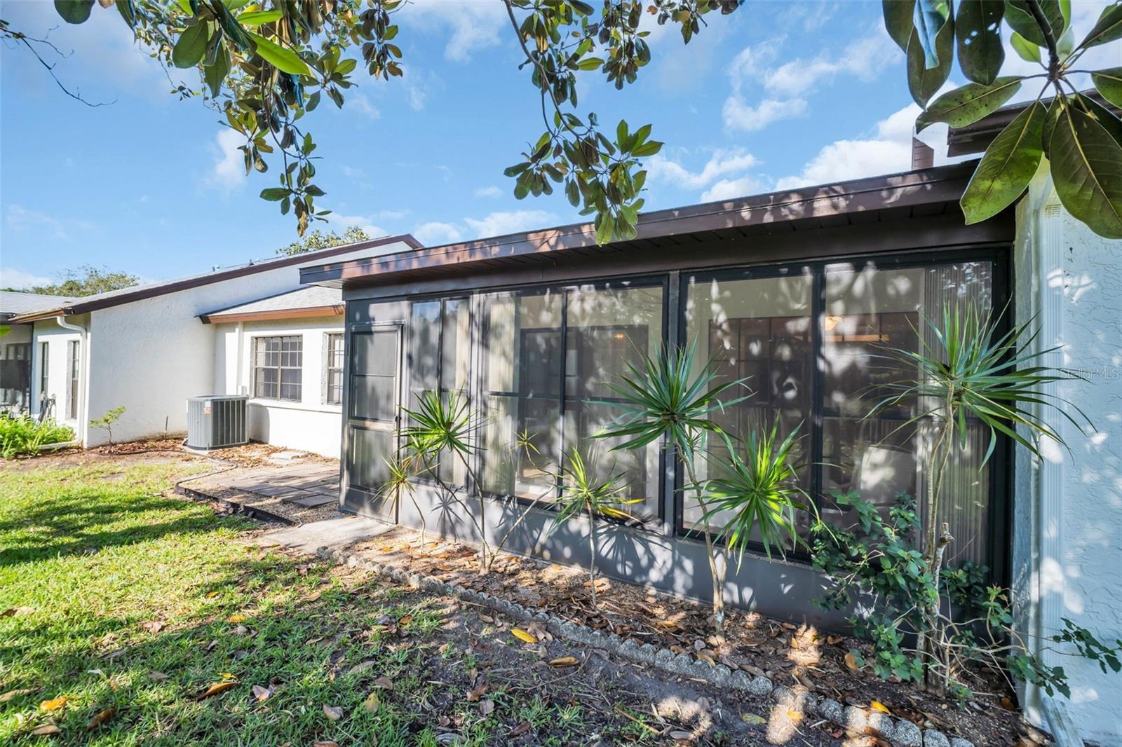 Lanai not included in heated square footage of home~