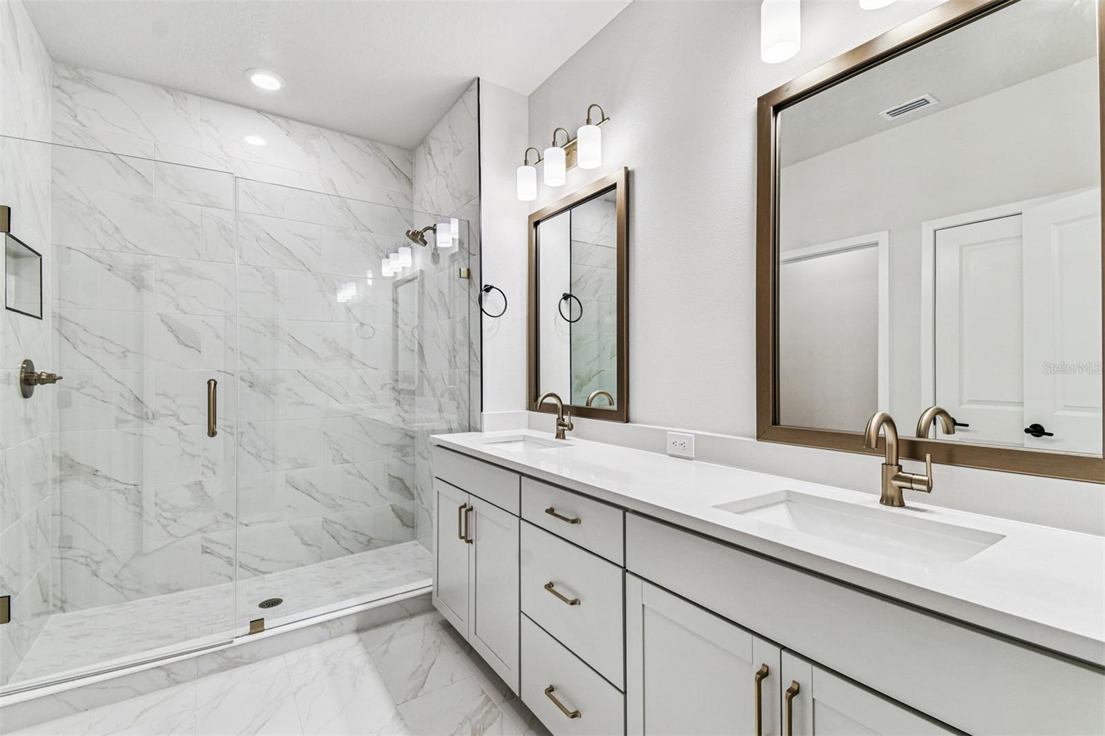 Owner's Bath