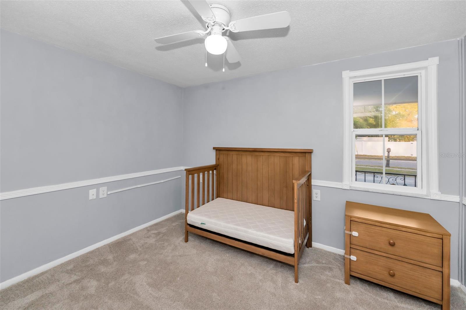 2nd bedroom