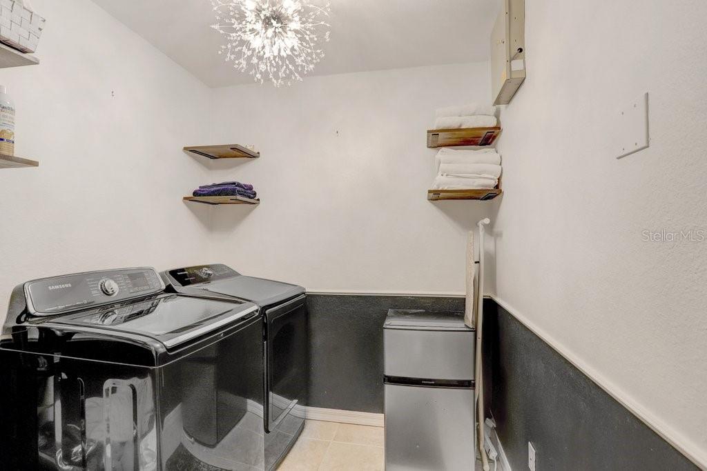 Laundry Room on 2nd Floor