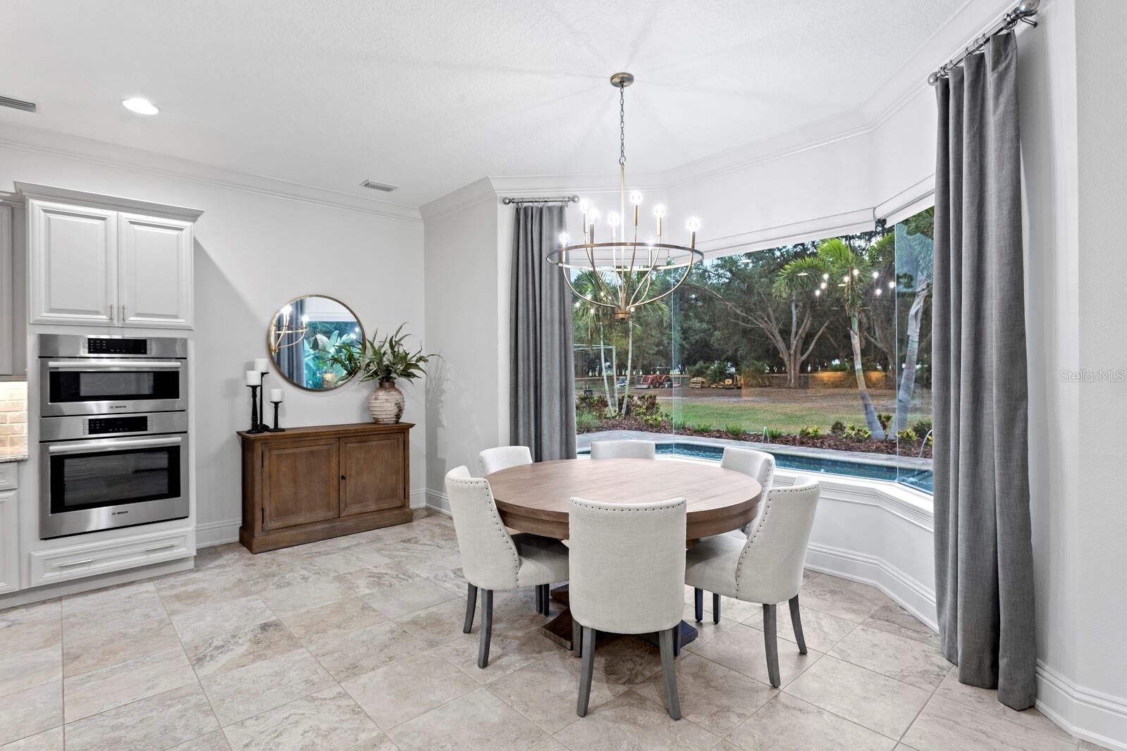 Dinette with unobstructed views of the pool!