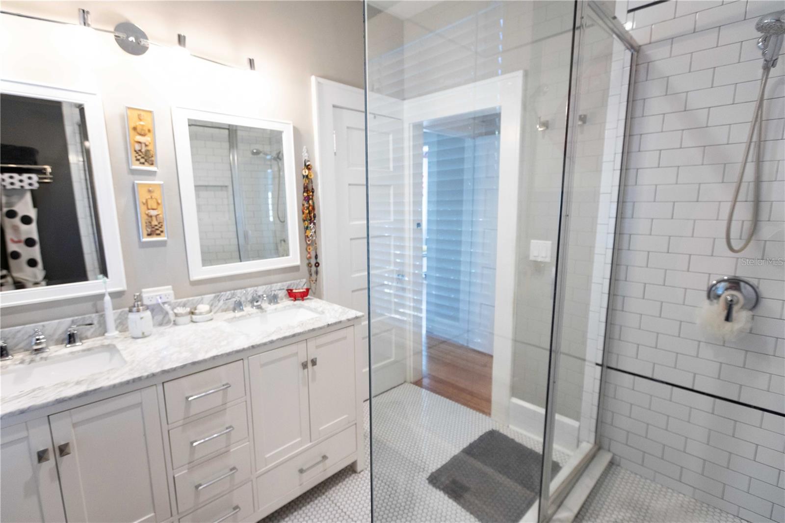 Master Bath- Dual Vanity