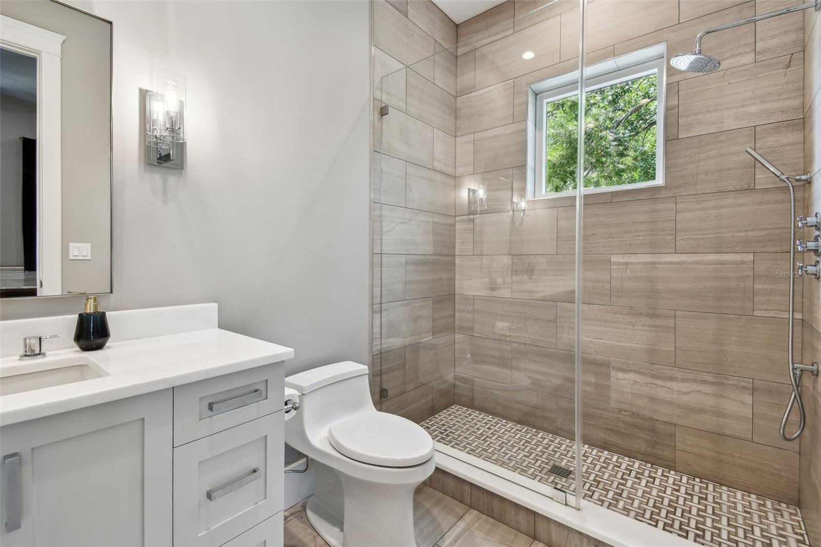 Bathroom 4 (Second Floor)