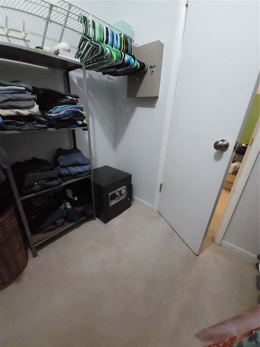Master Bedroom Closet