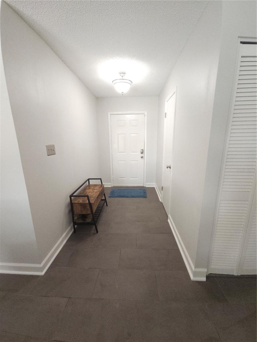 Front Entrance / Foyer Area