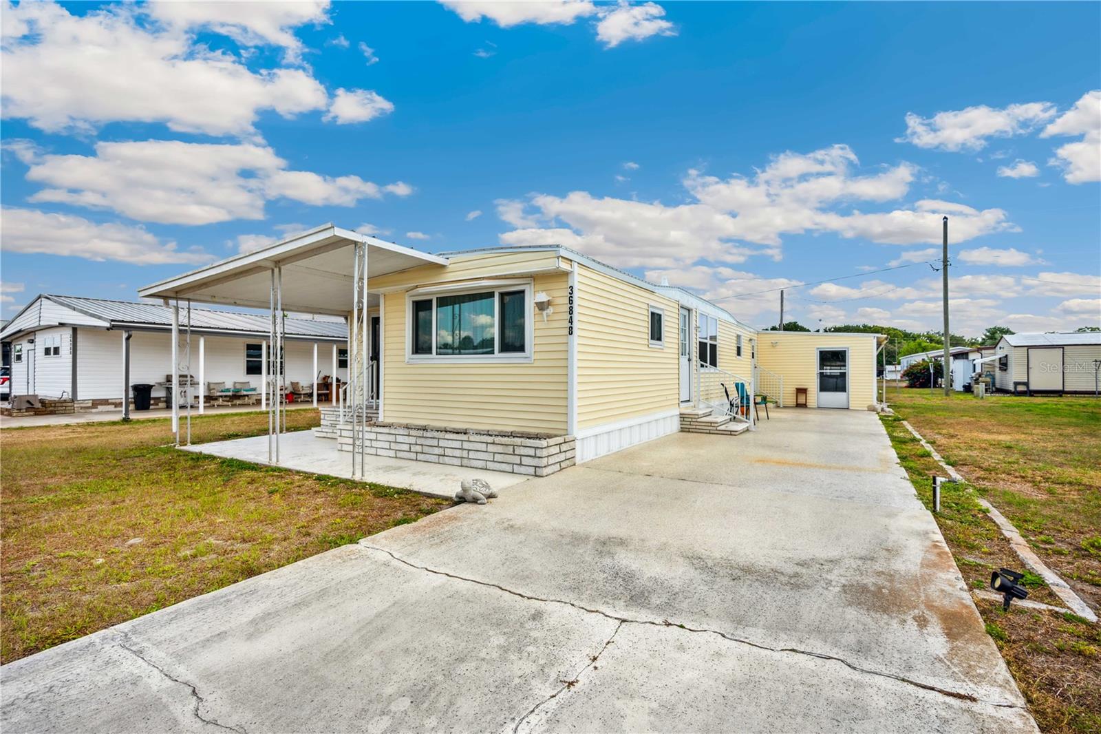 This home is missing carport.