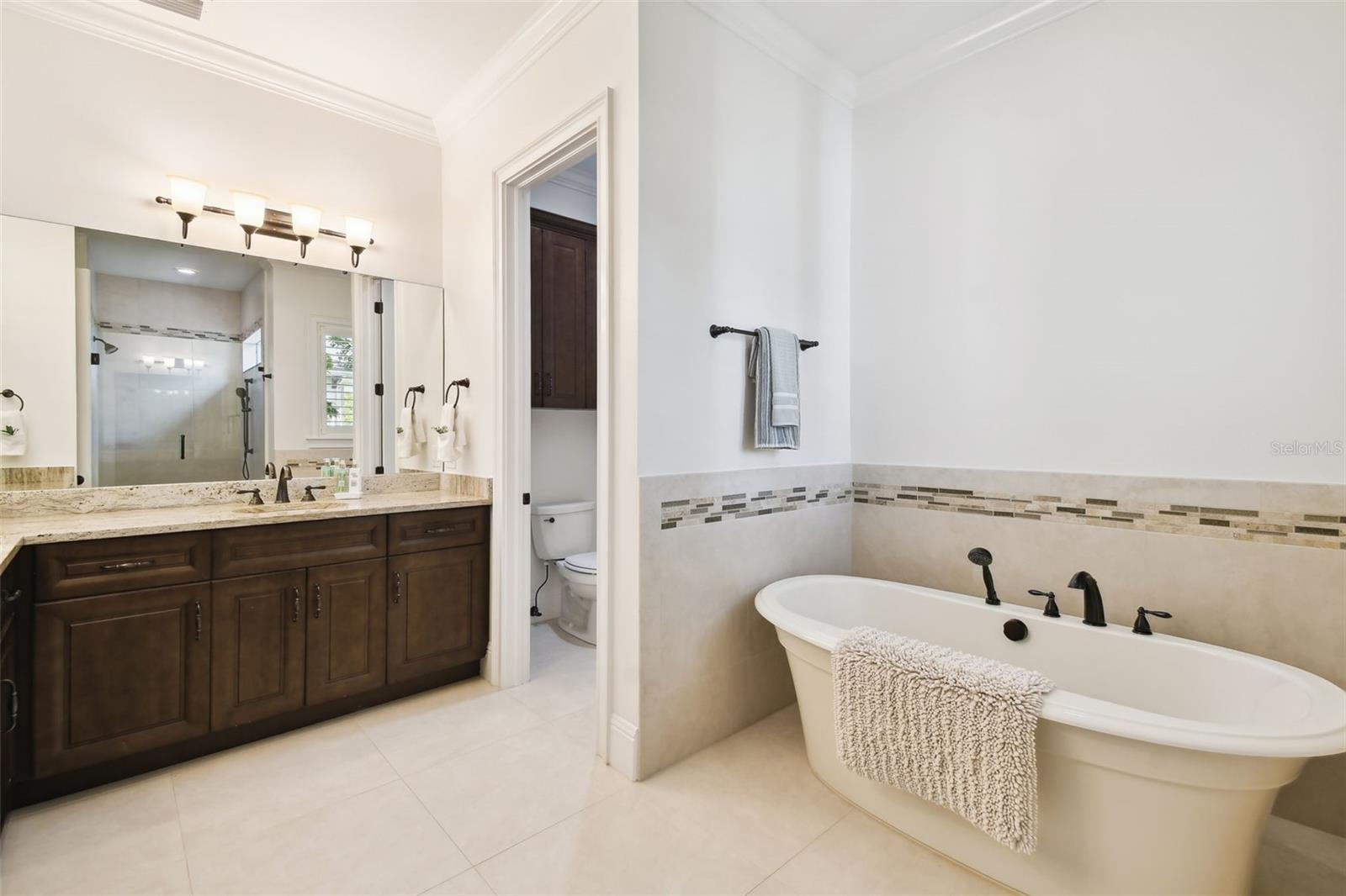 Primary bathroom soaker tub