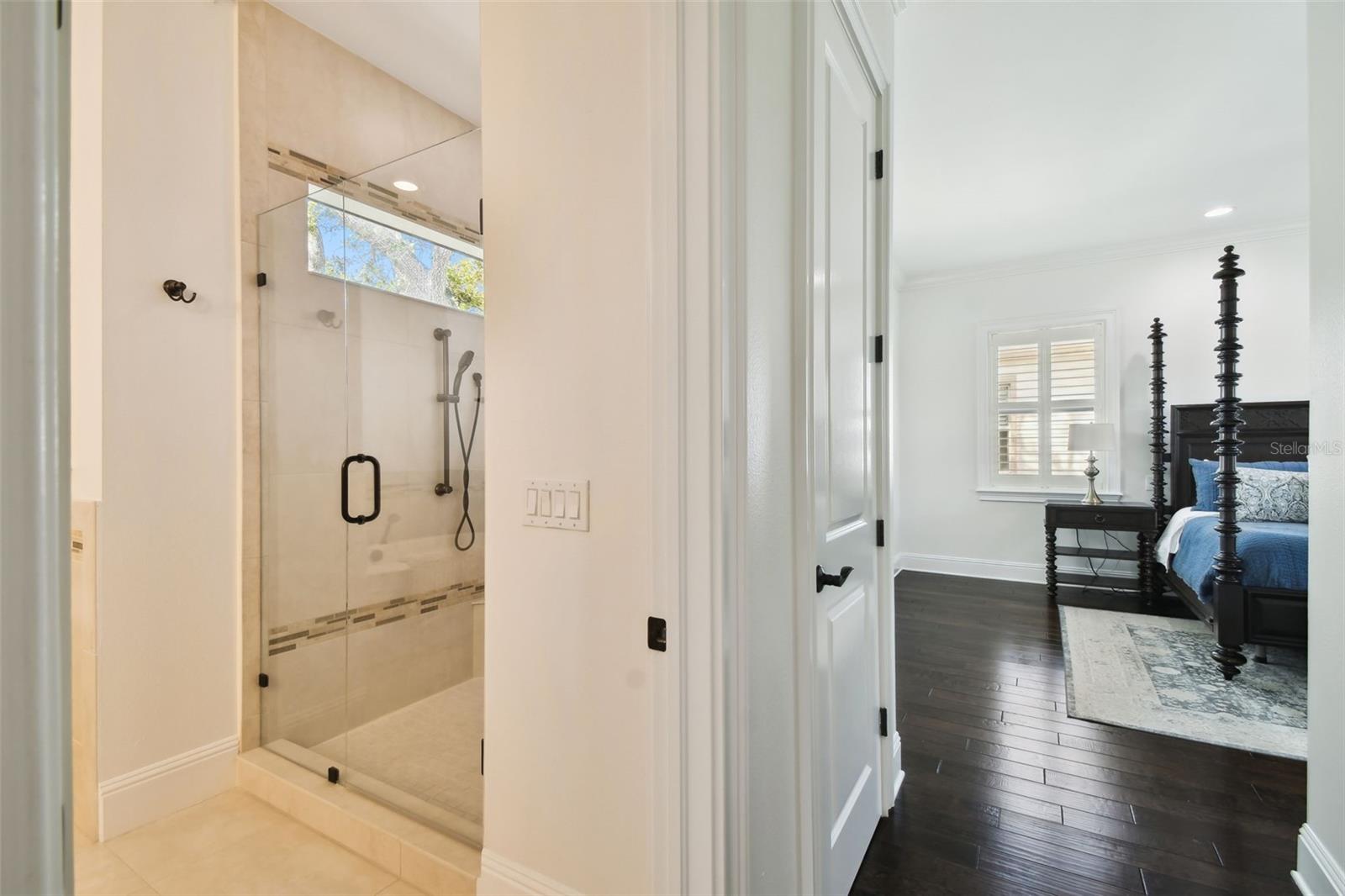 Primary suite