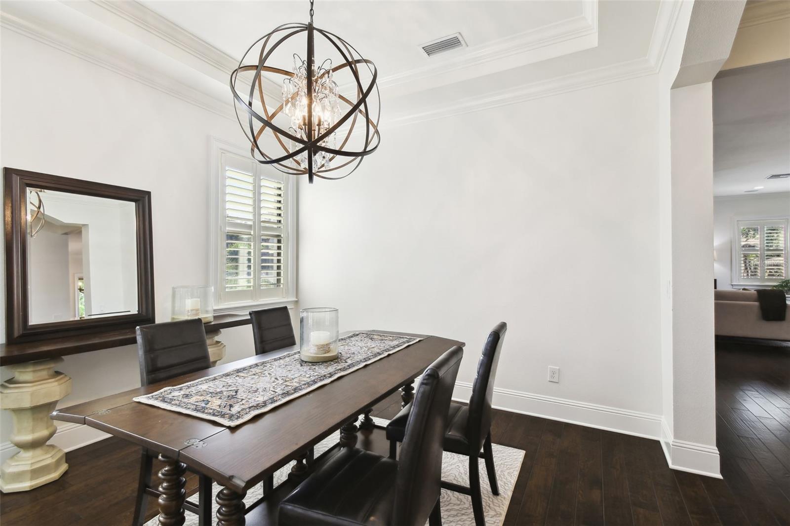 Trayed ceilings, thick crown moldings