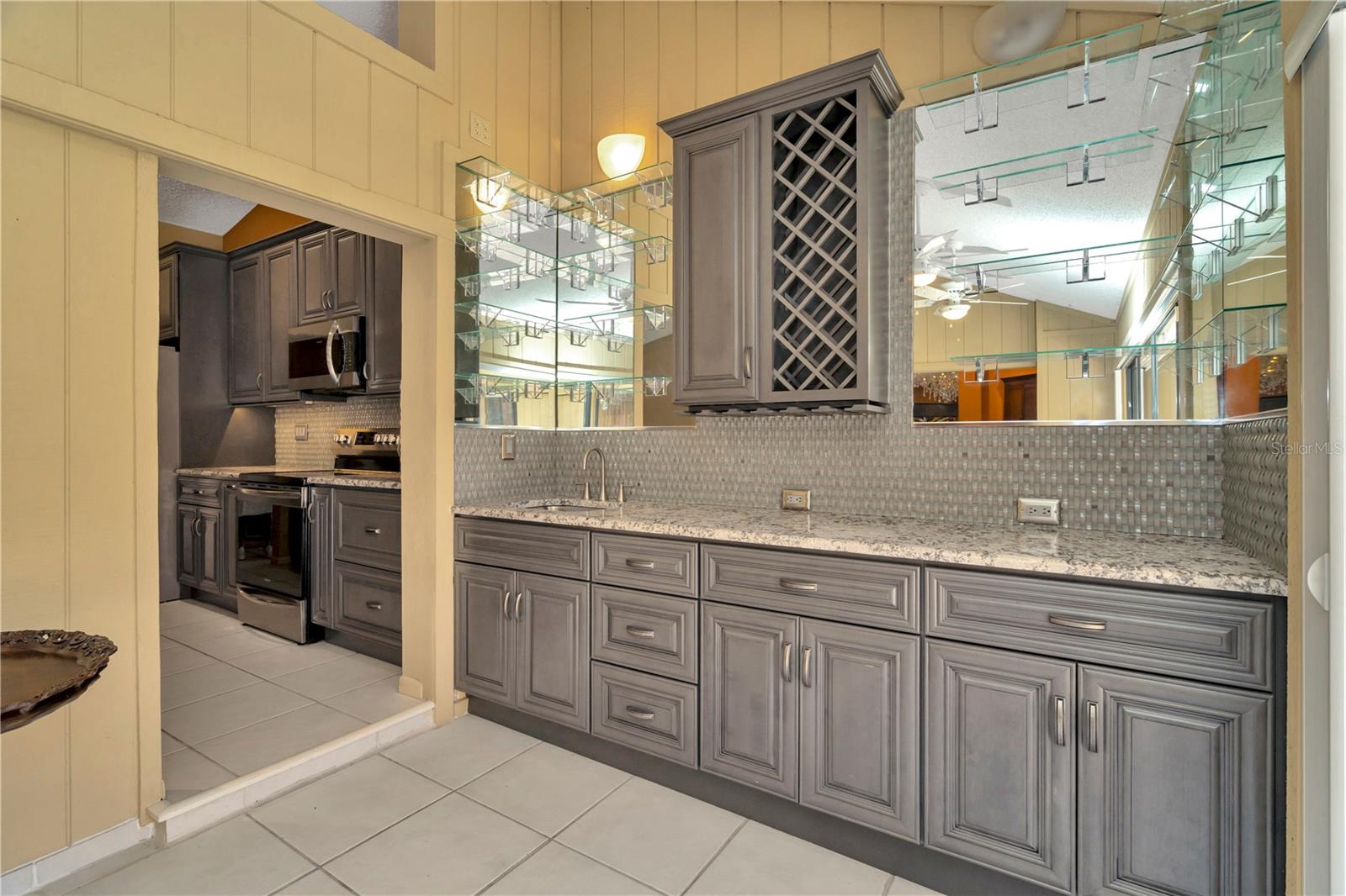 Wet Bar in Florida room