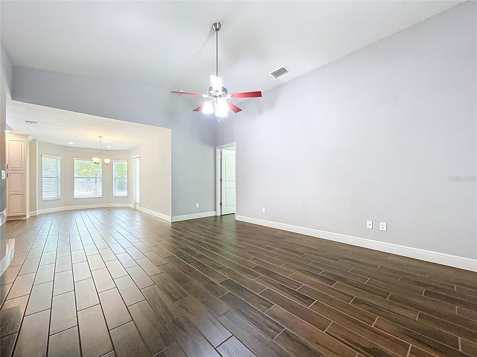 Ceramic plank flooring through main living areas.