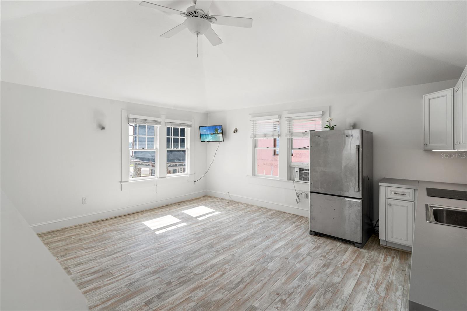 Guest house, 2nd floor