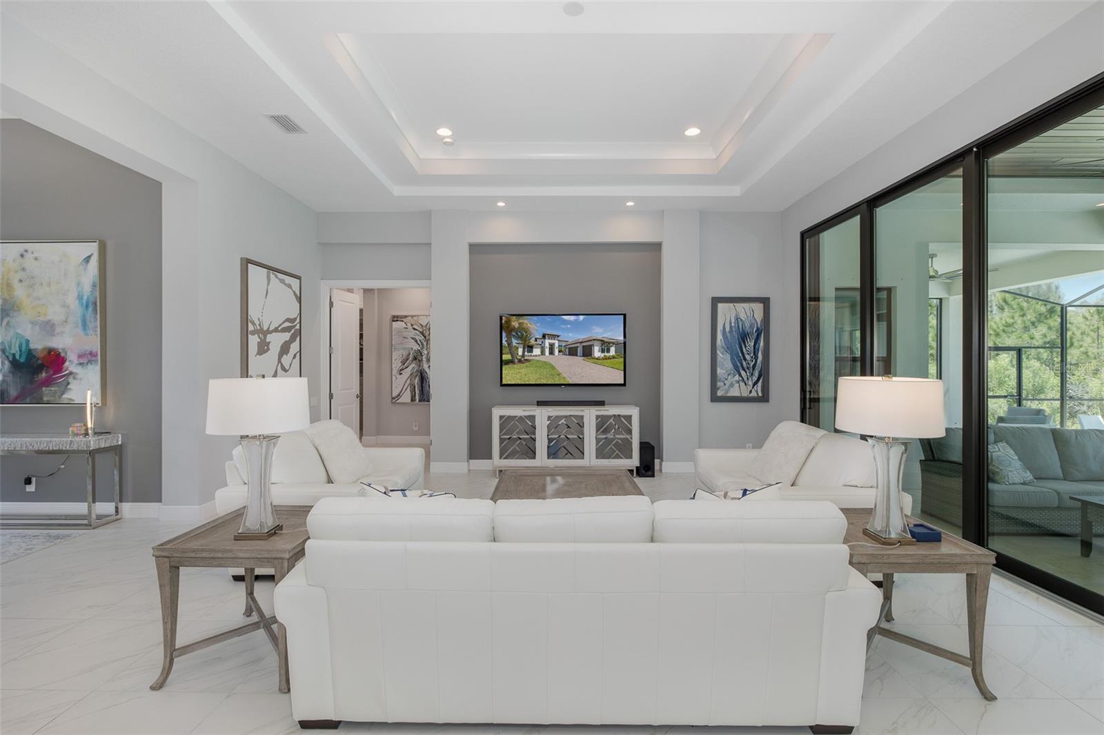 Custom Niches & Architectural Details!
