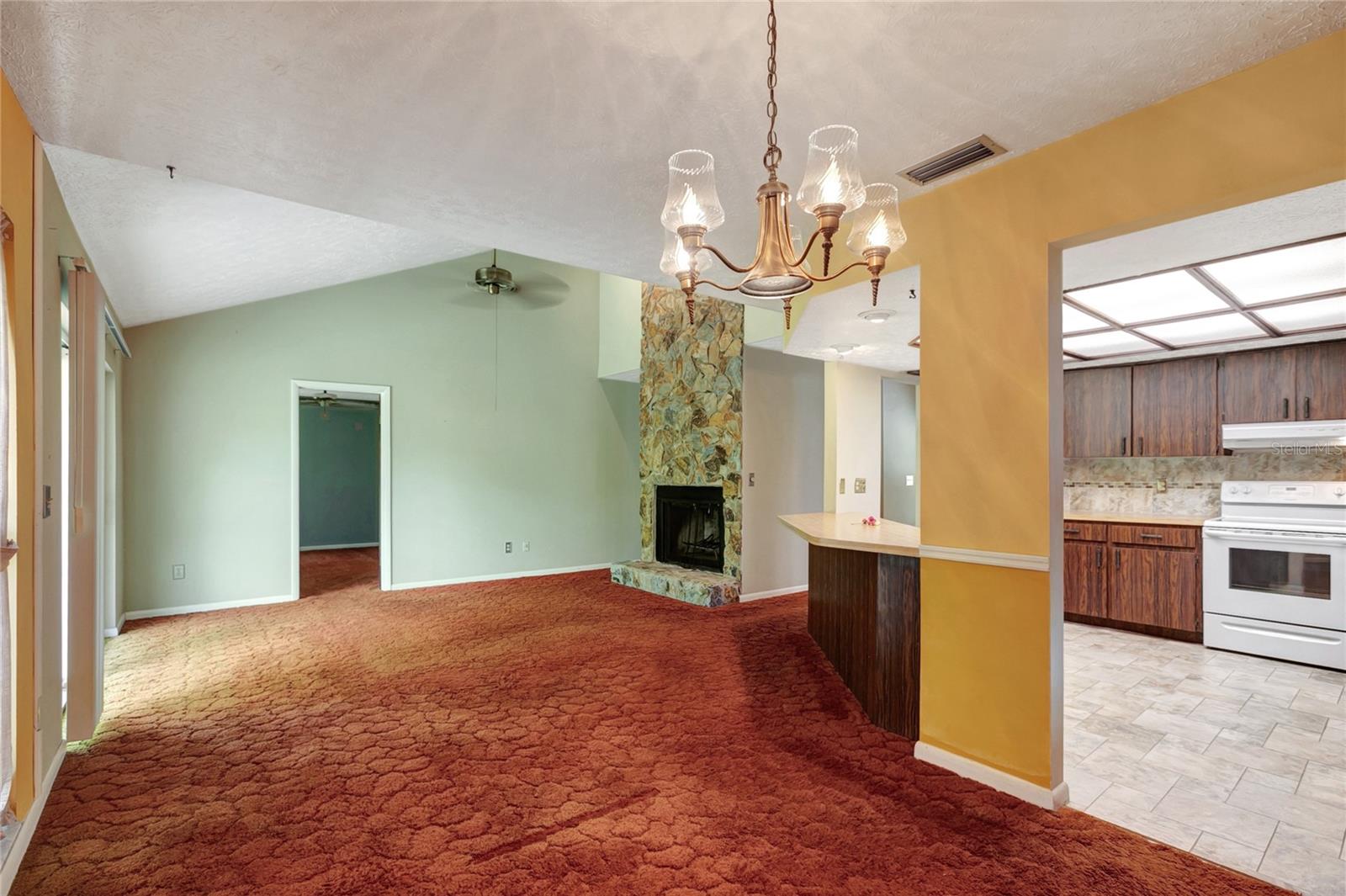 Living/Dining Area