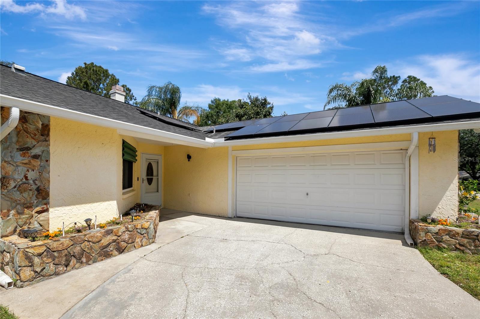 2 Car Garage