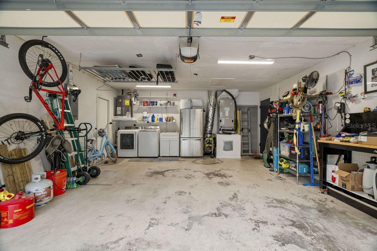 2-Car Garage