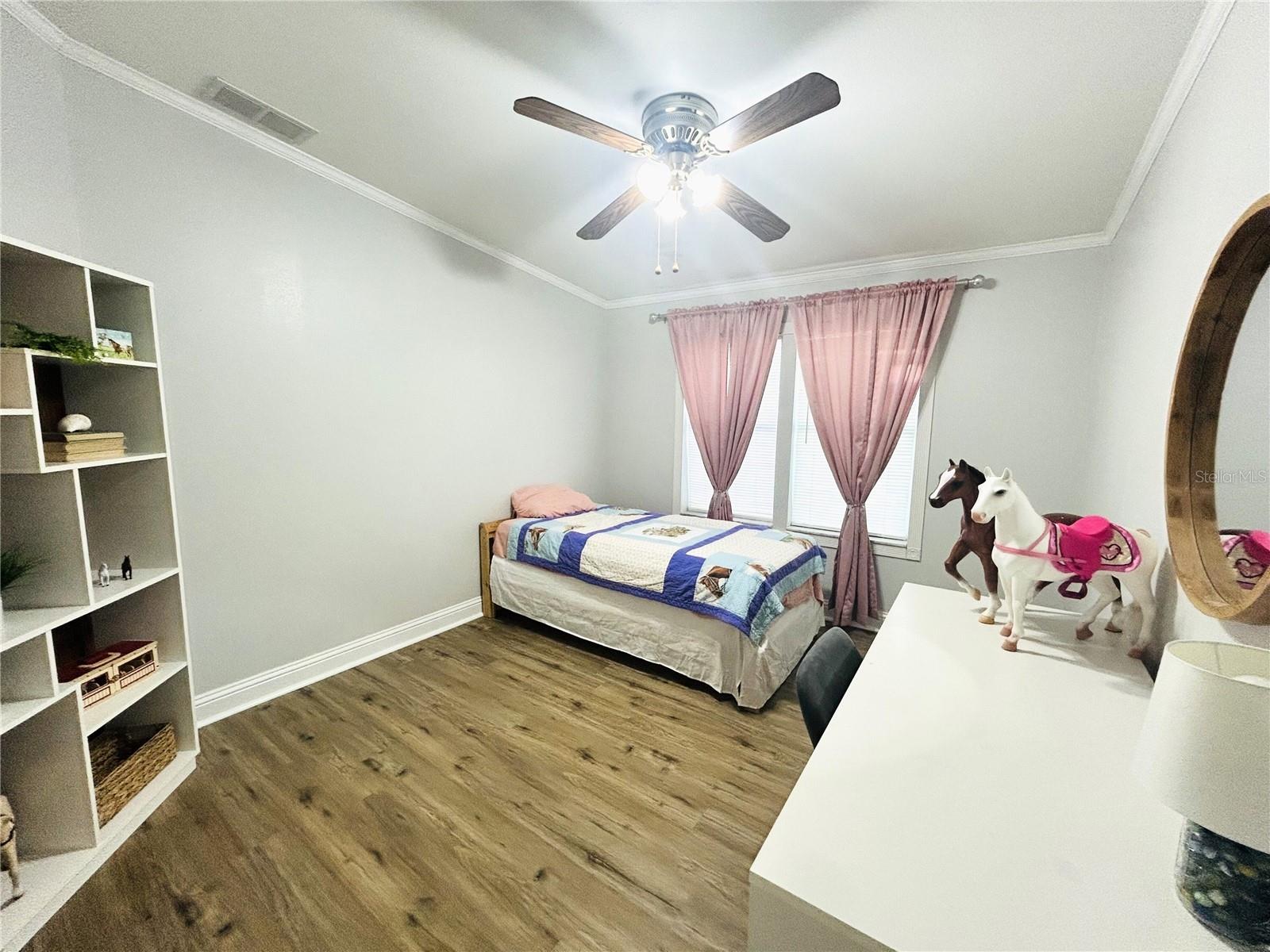 Extra Bedroom/Office