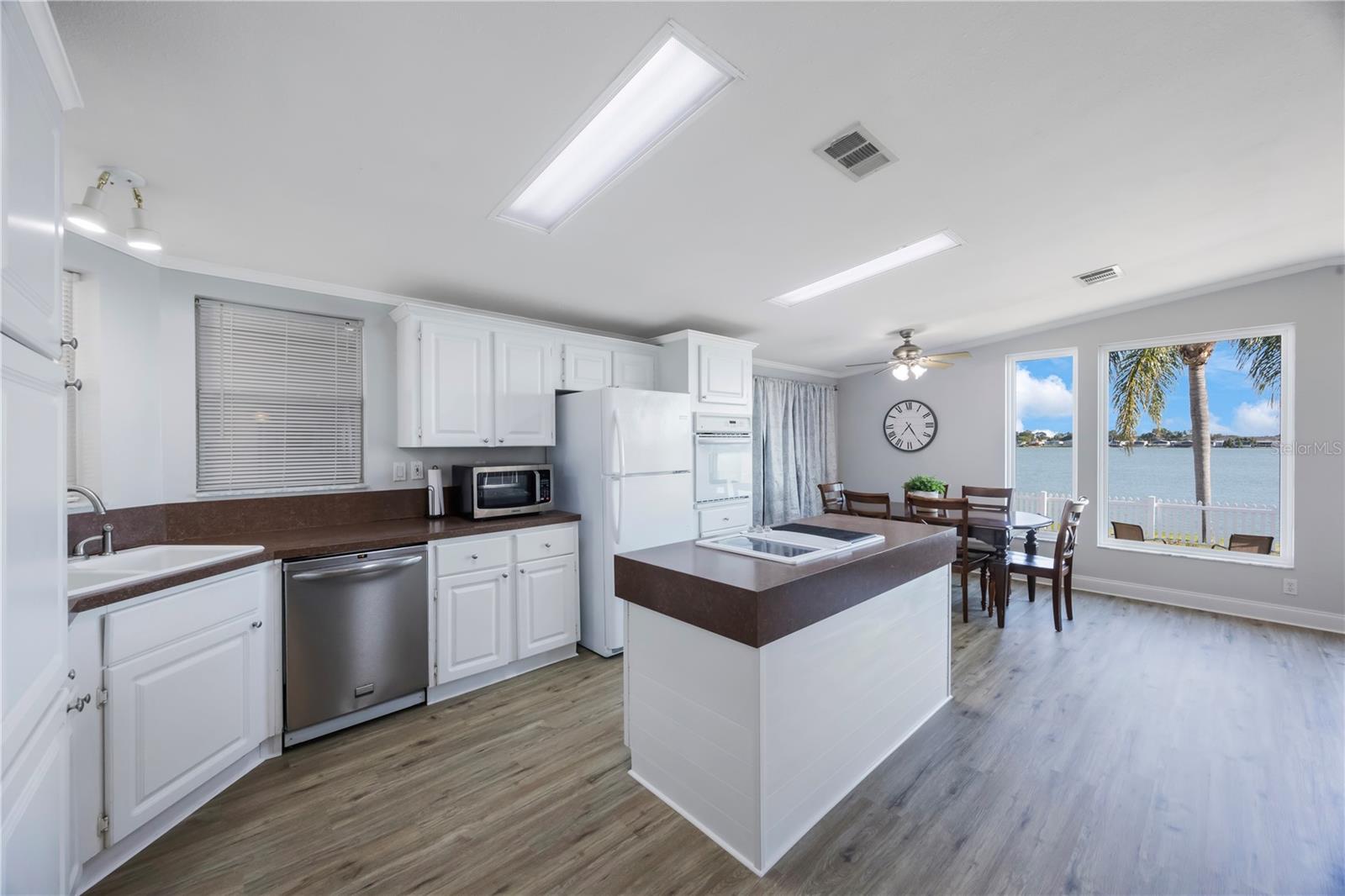 Kitchen, Dining