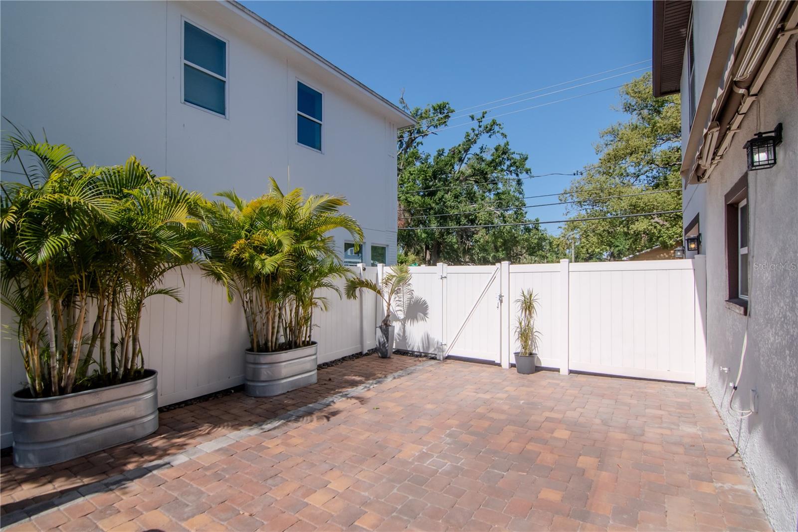 Exterior BackStone Paver Patio