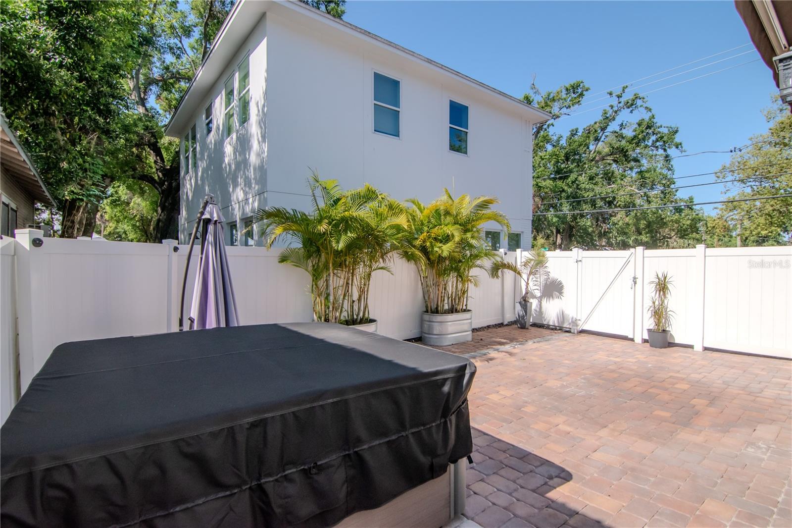Exterior Back Hot tub