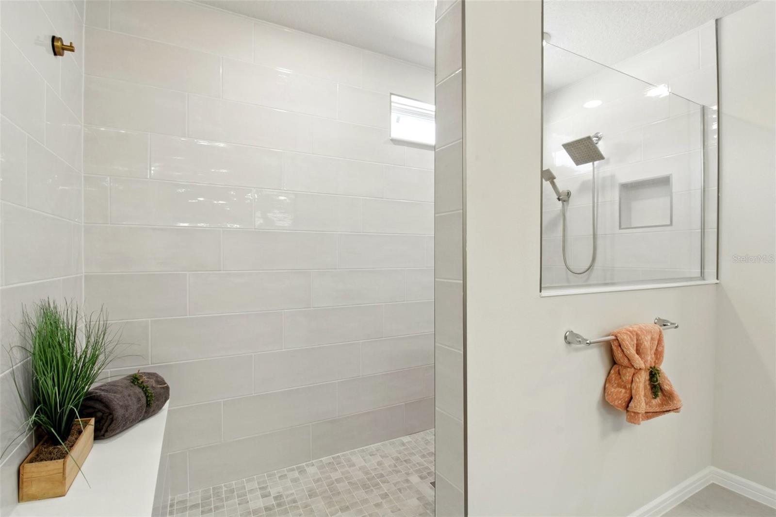 Upgraded premium shower