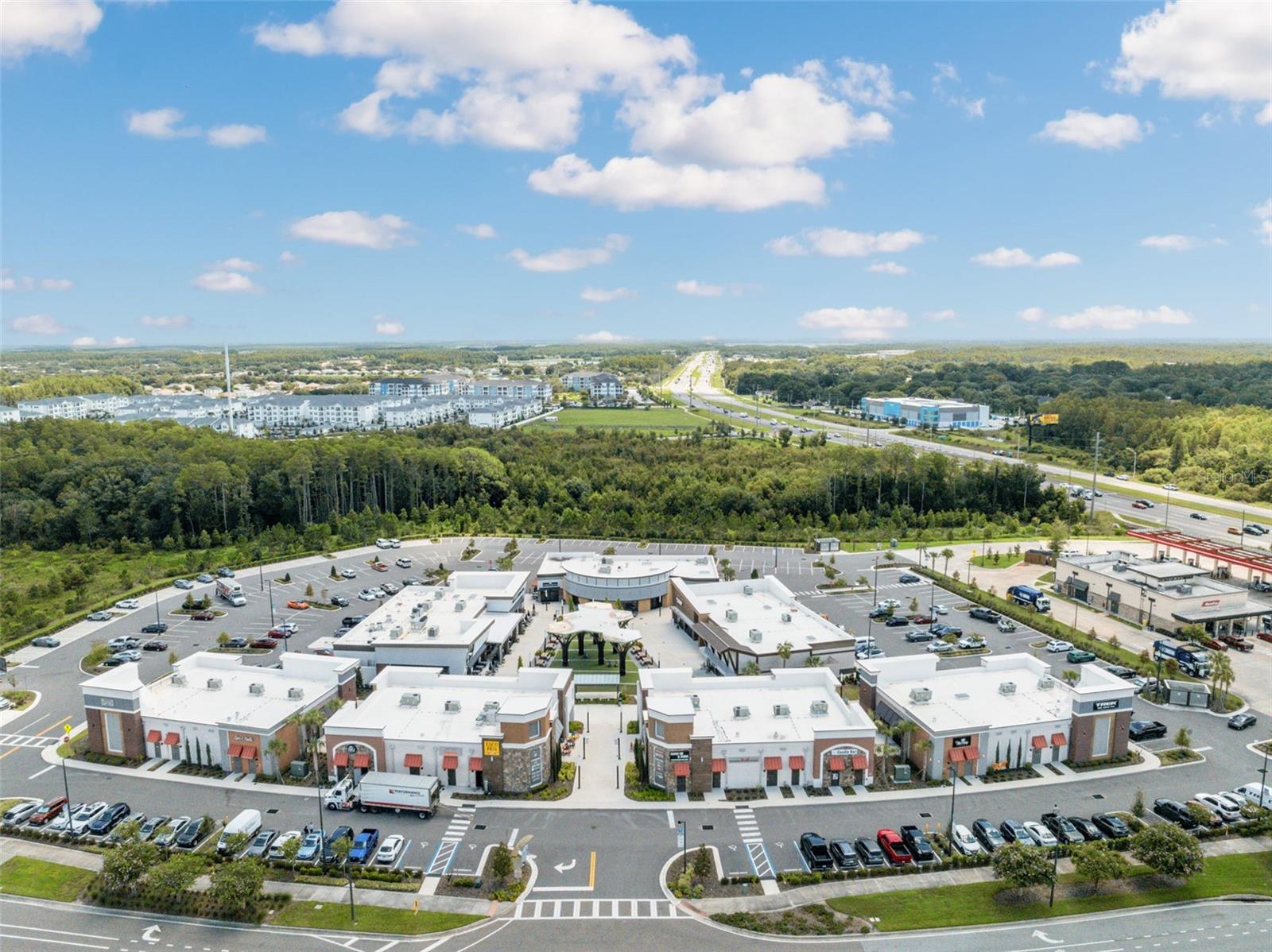 Bexley Hub - Brewery, variety of exceptional restaurants, shops, salons and more