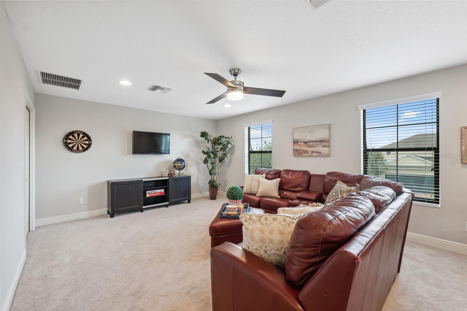 2nd level loft area