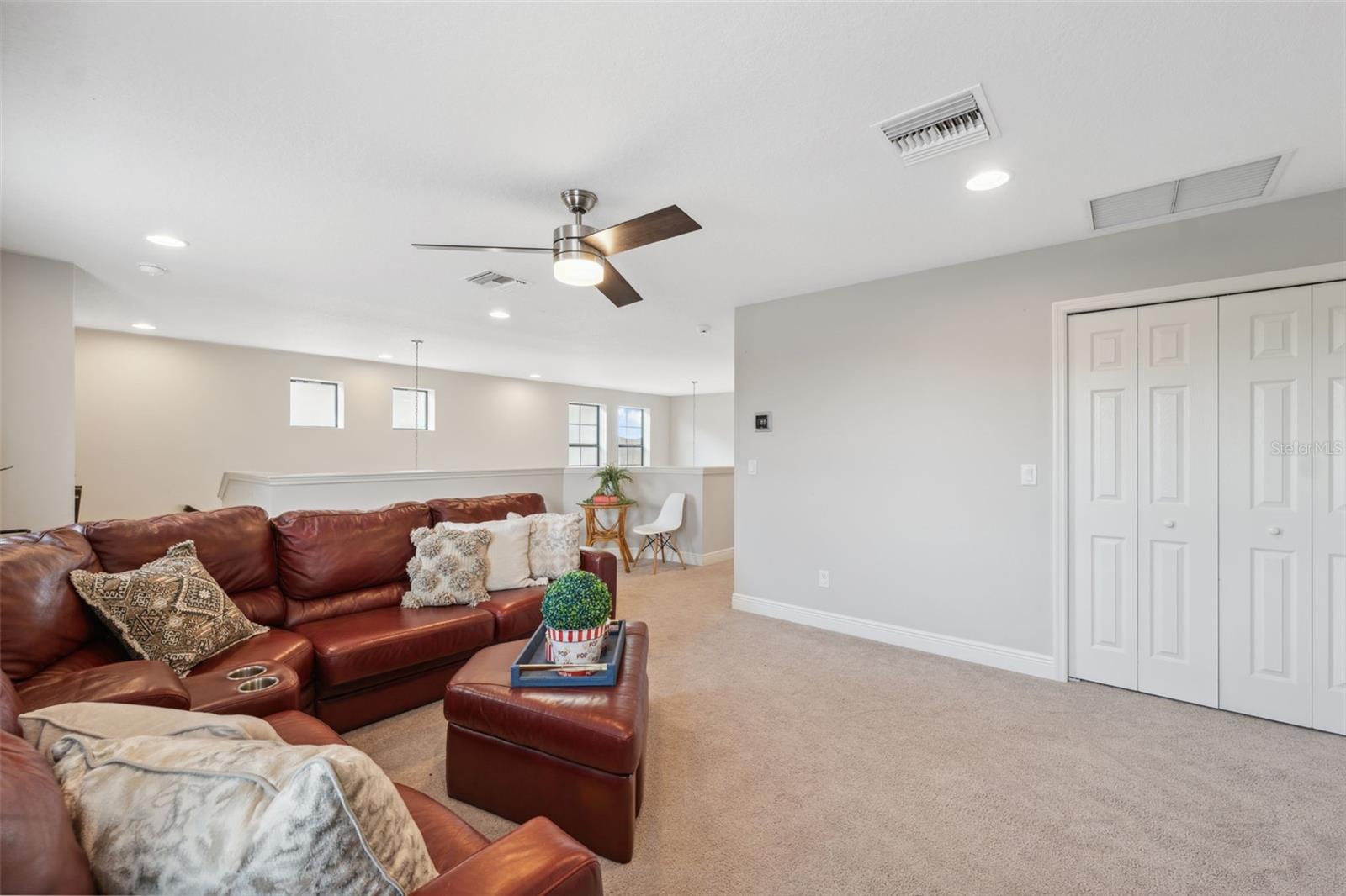 2nd level loft area