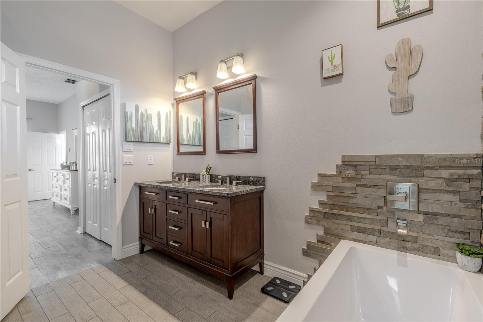 The primary bath.