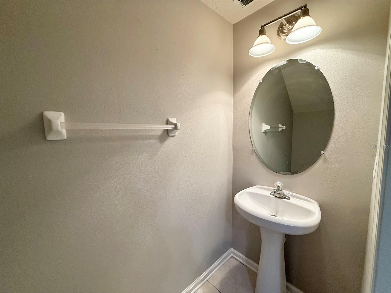 HALF BATHROOM MAINFLOOR