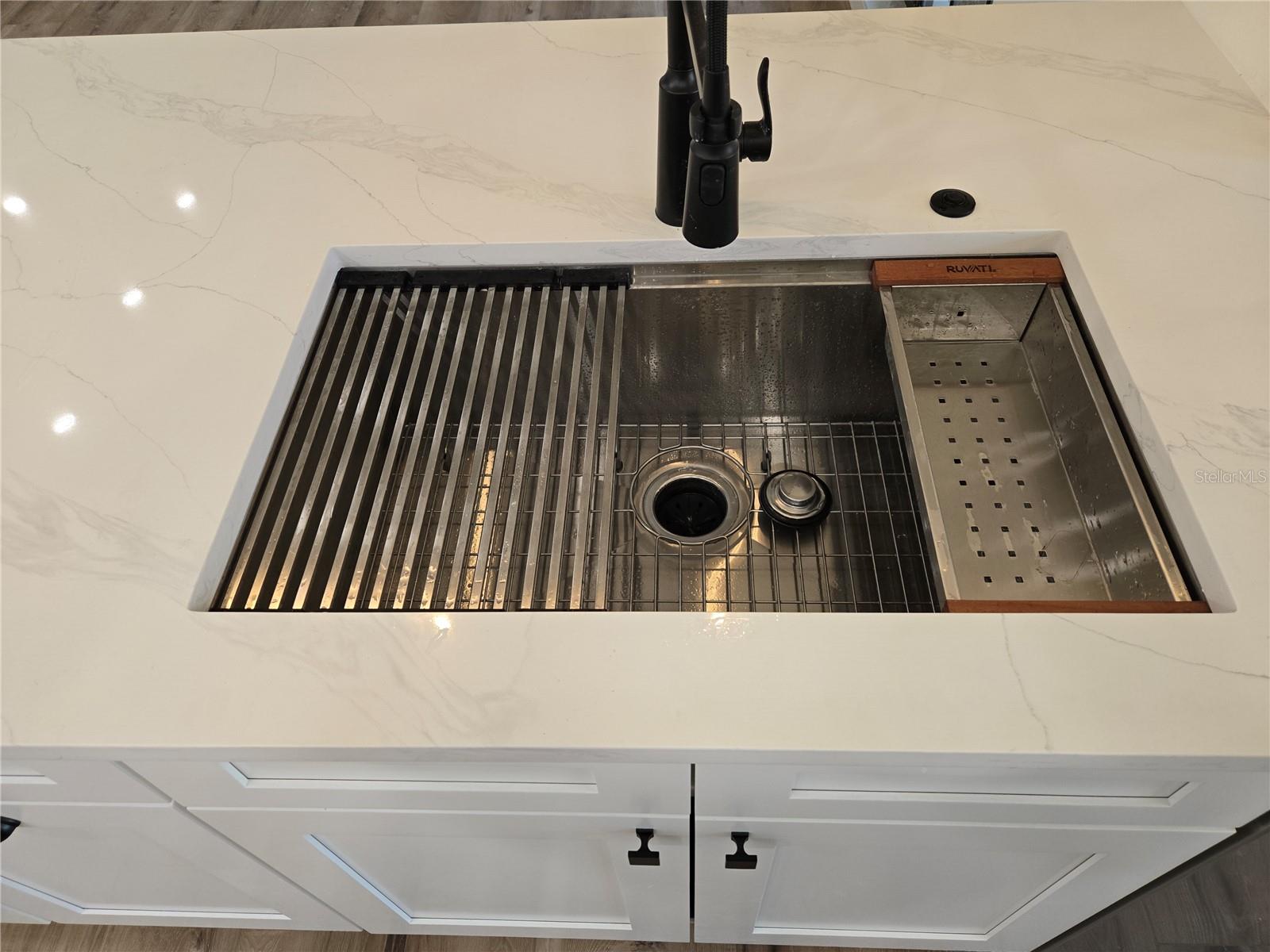 removable sink extras