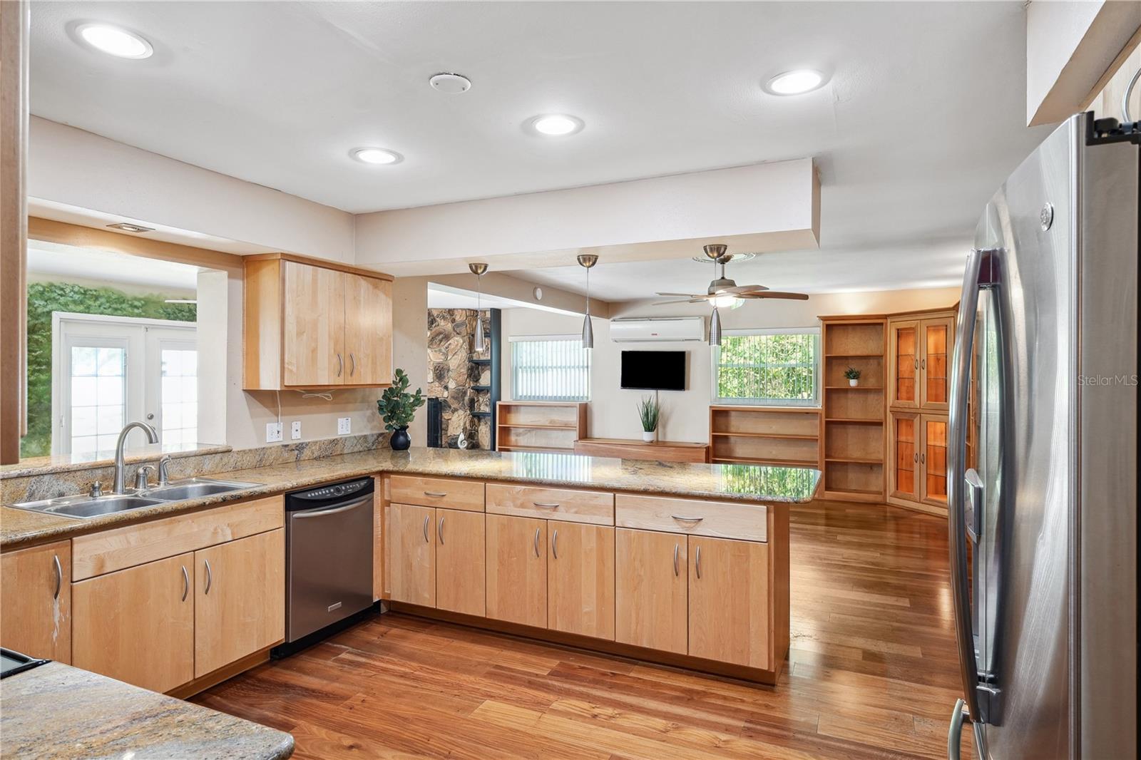 Spacious open kitchen