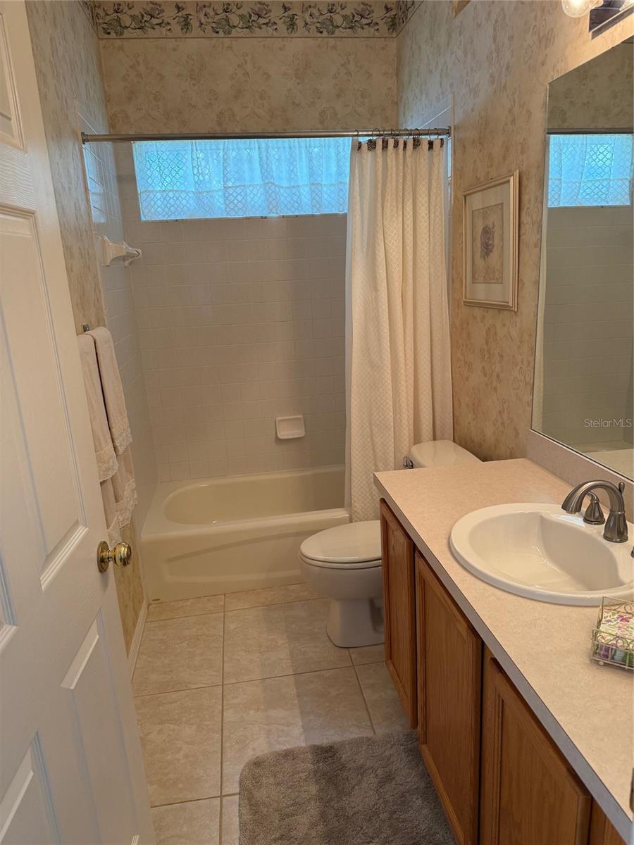 2nd Bathroom
