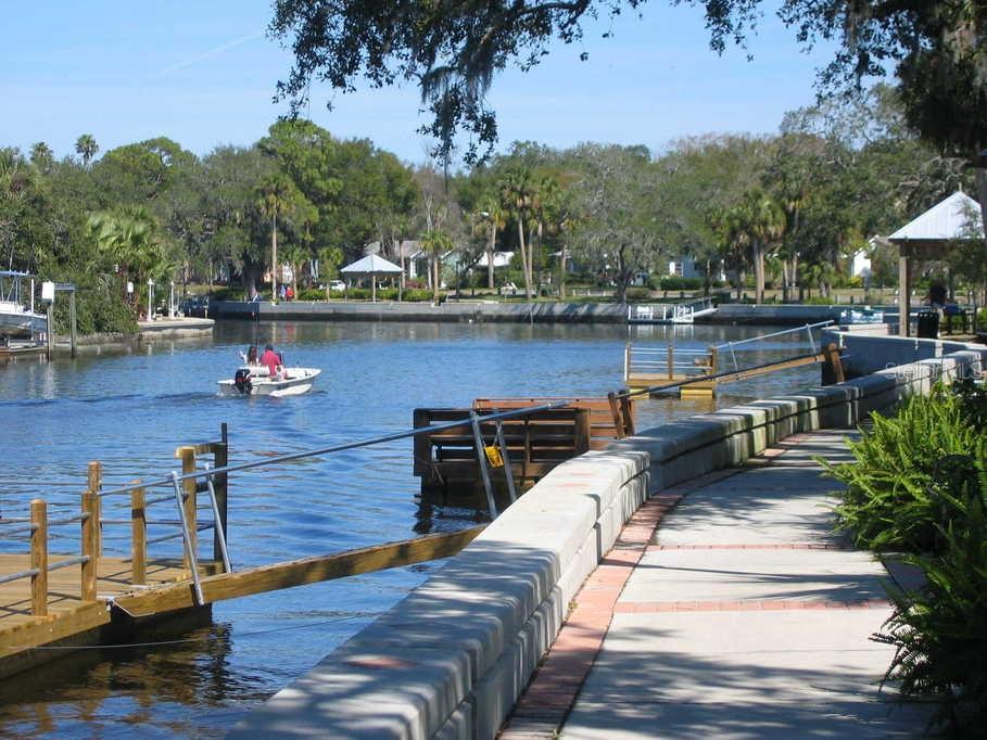 New Port Richey downtown stores