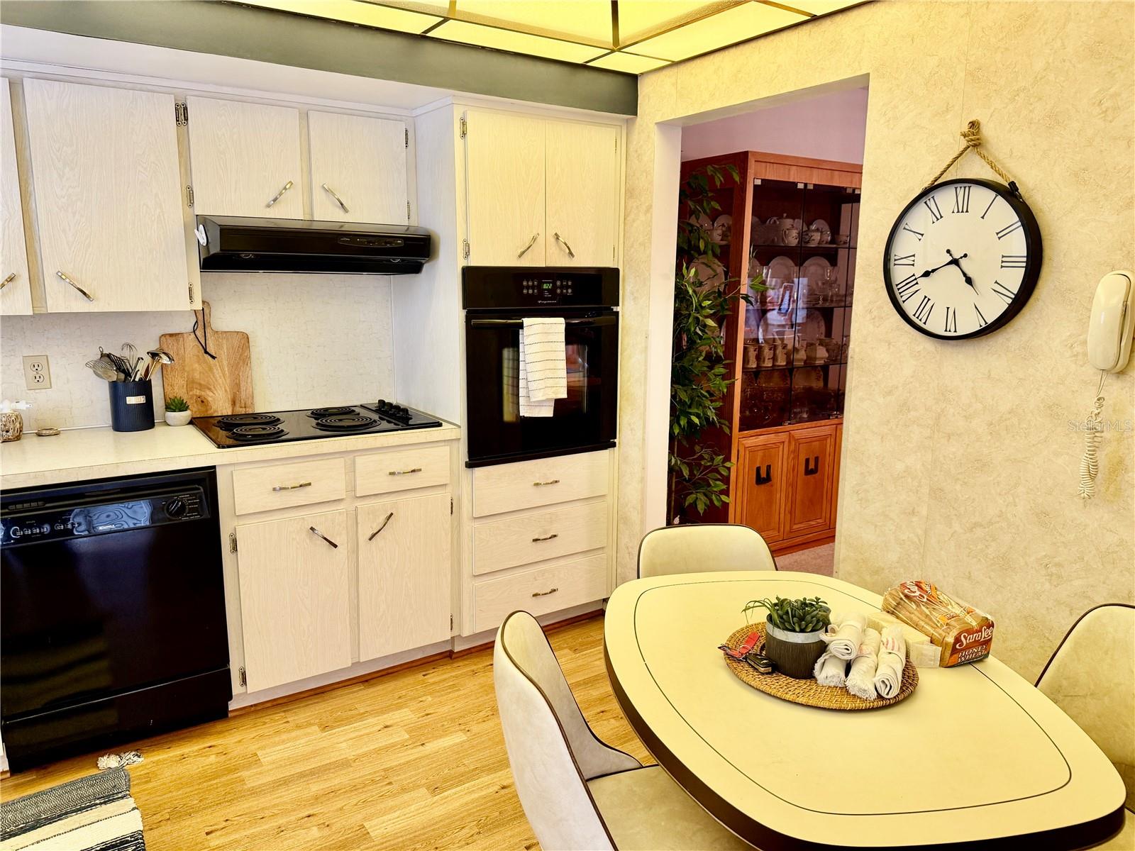Kitchen Breakfast Nook
