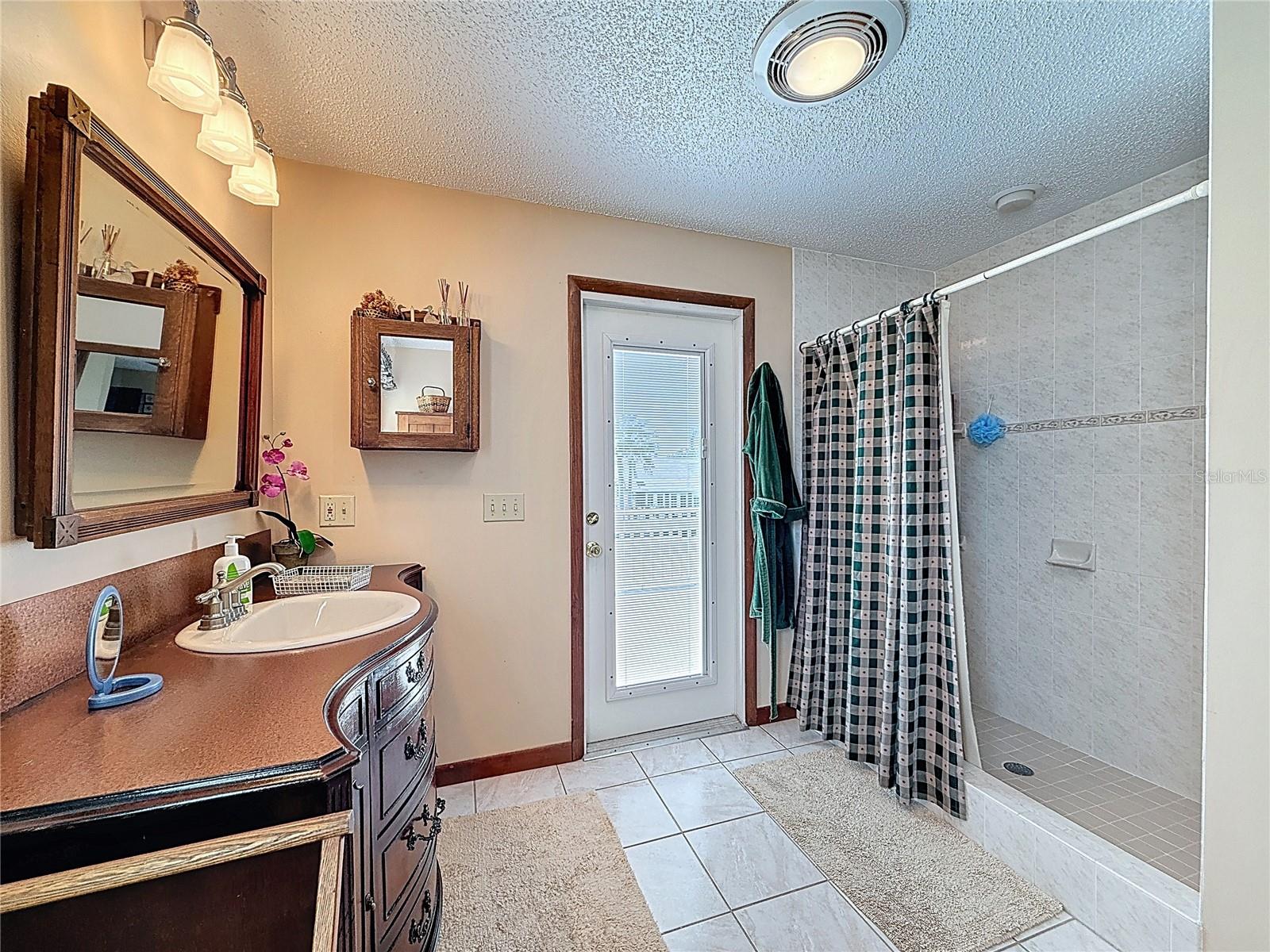 Upstairs Primary Bath