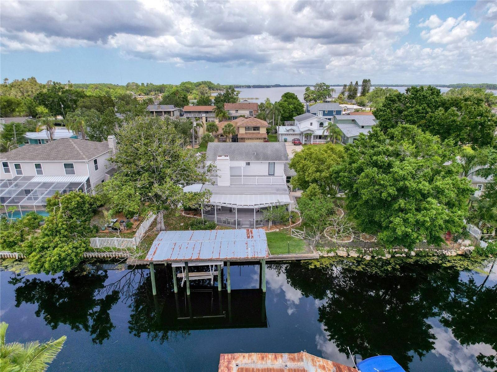 W7874973