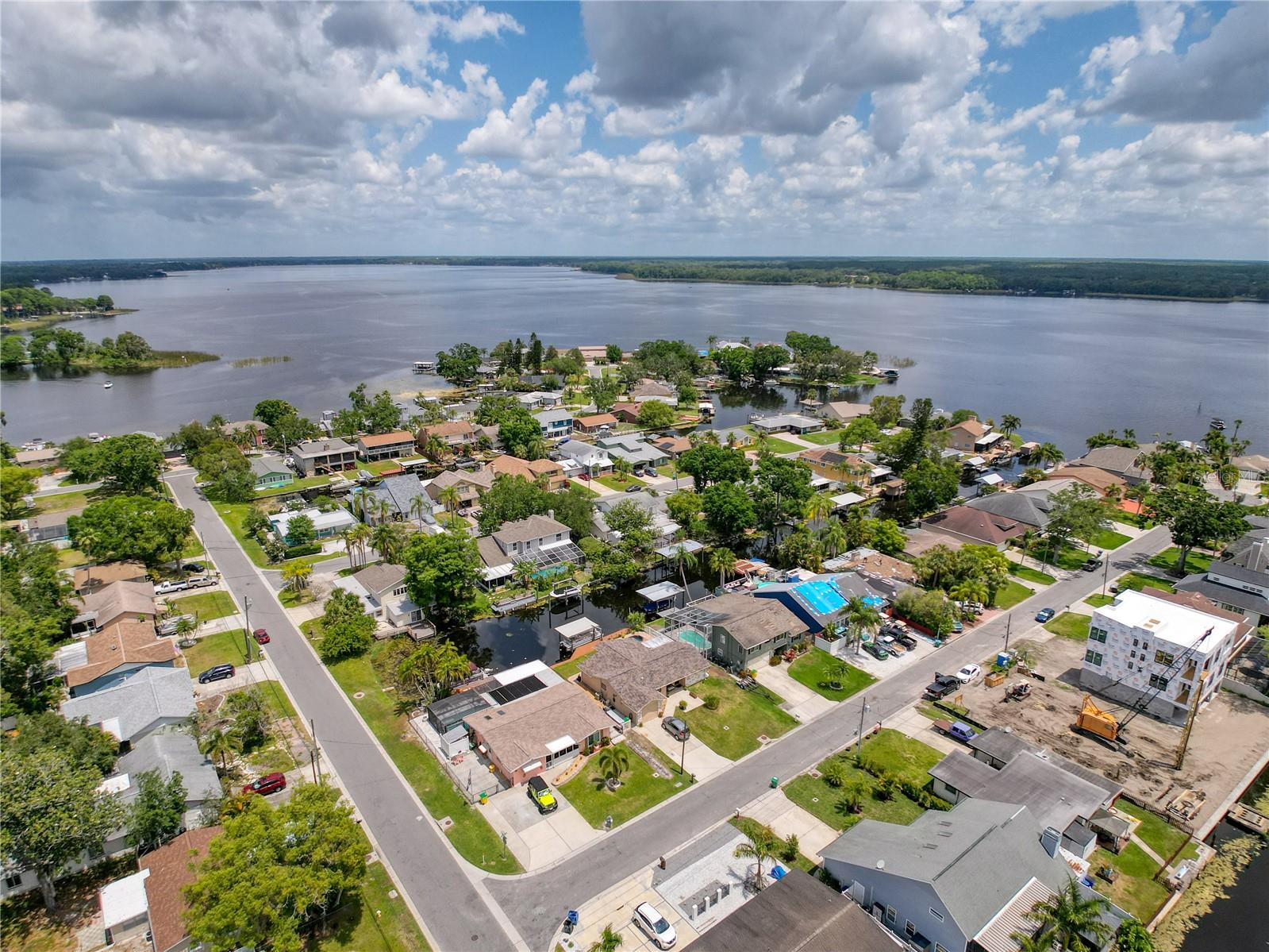 W7874973