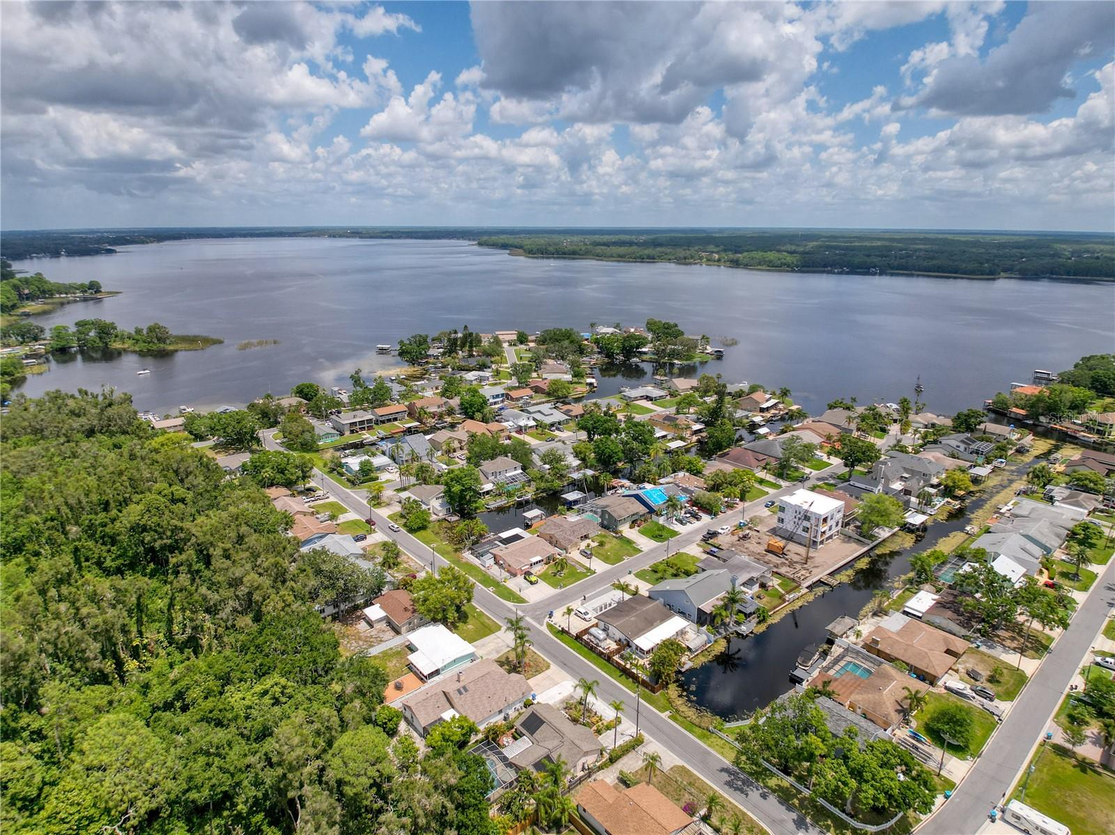 W7874973