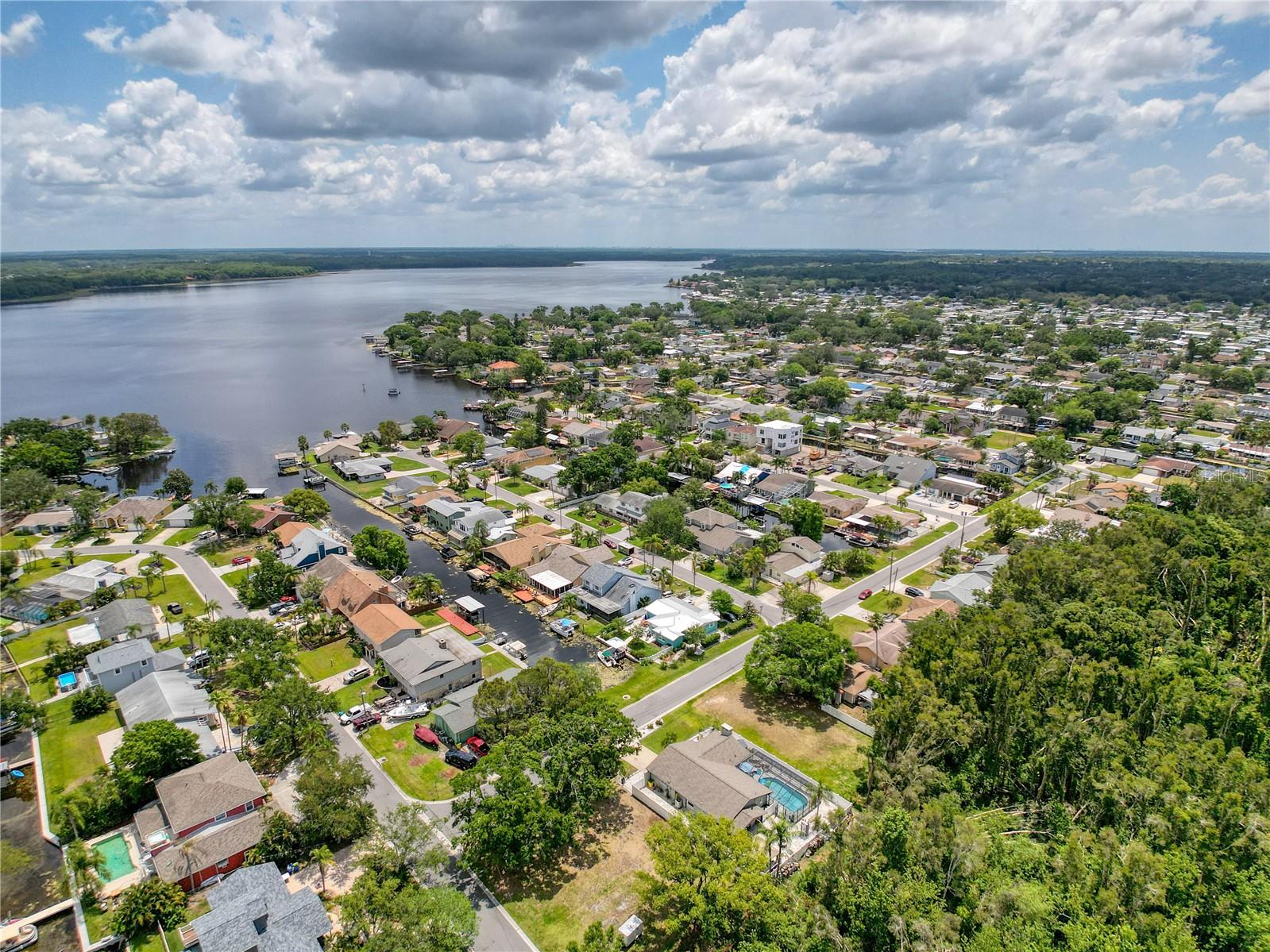 W7874973