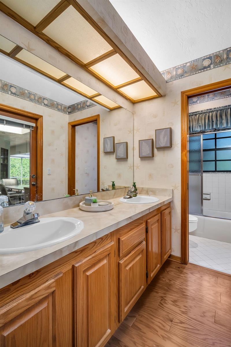 Guest bath, pool access