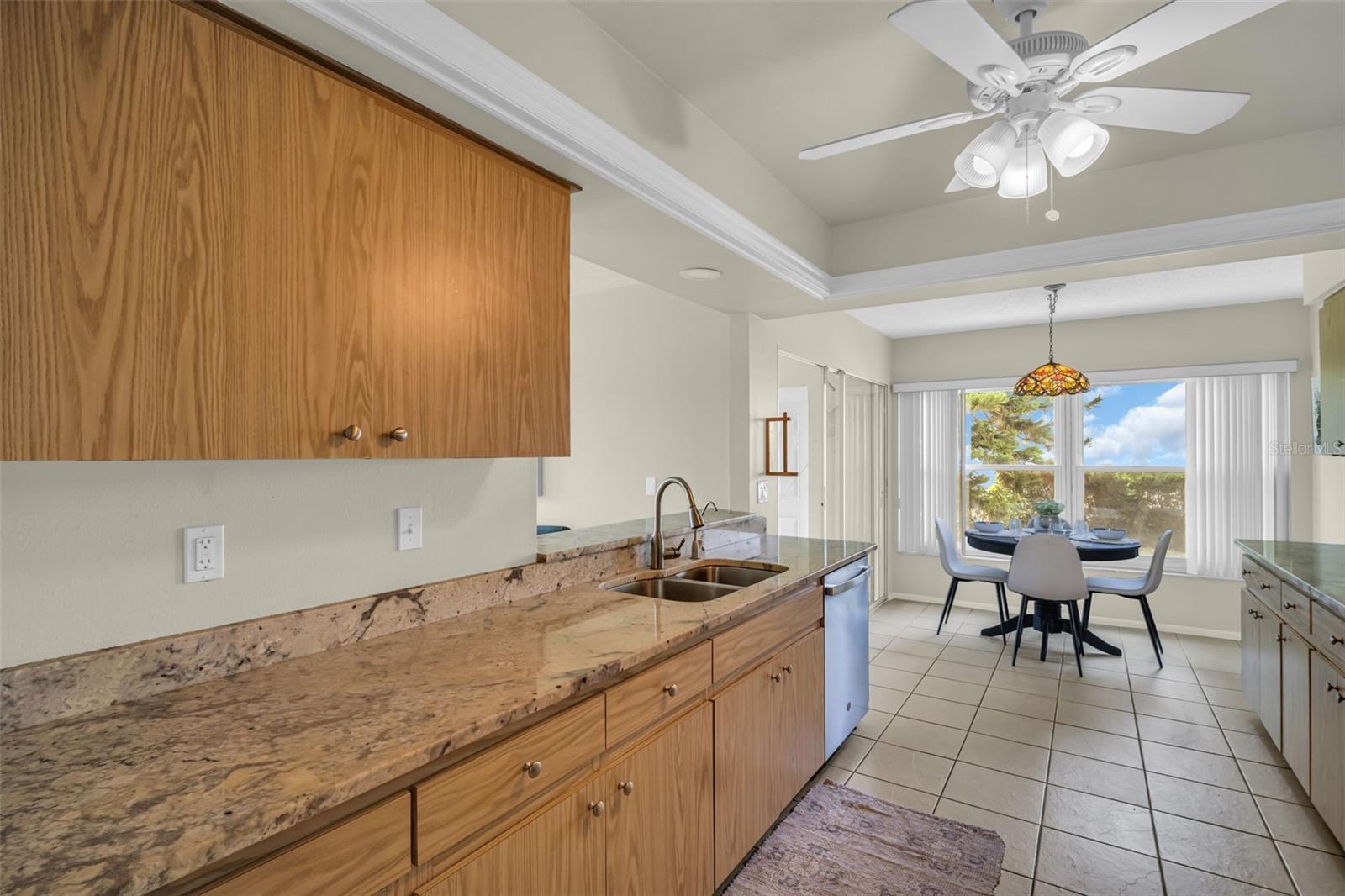 Kitchen and breakfast nook
