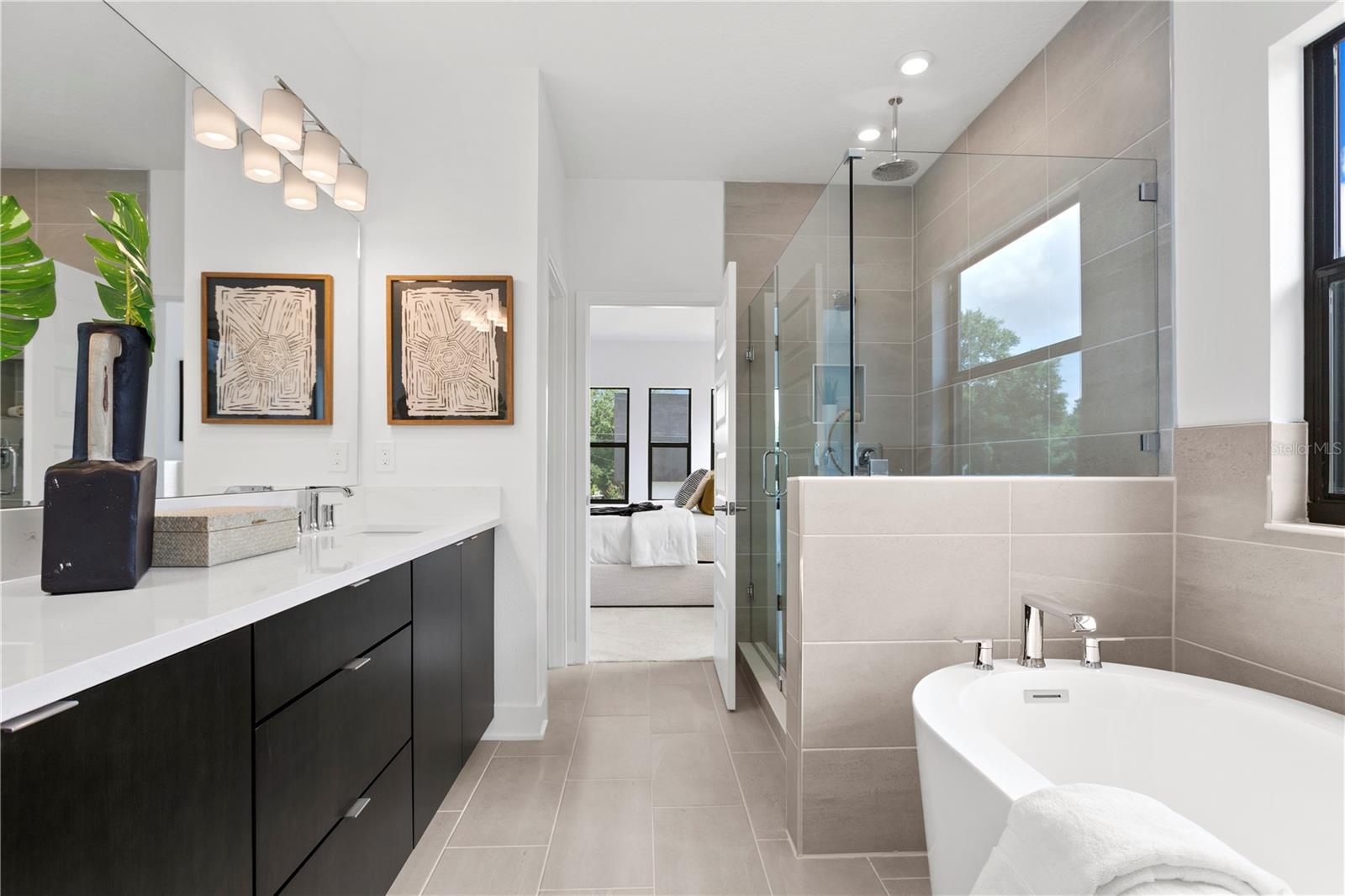 Master Bath- photo from another Osprey